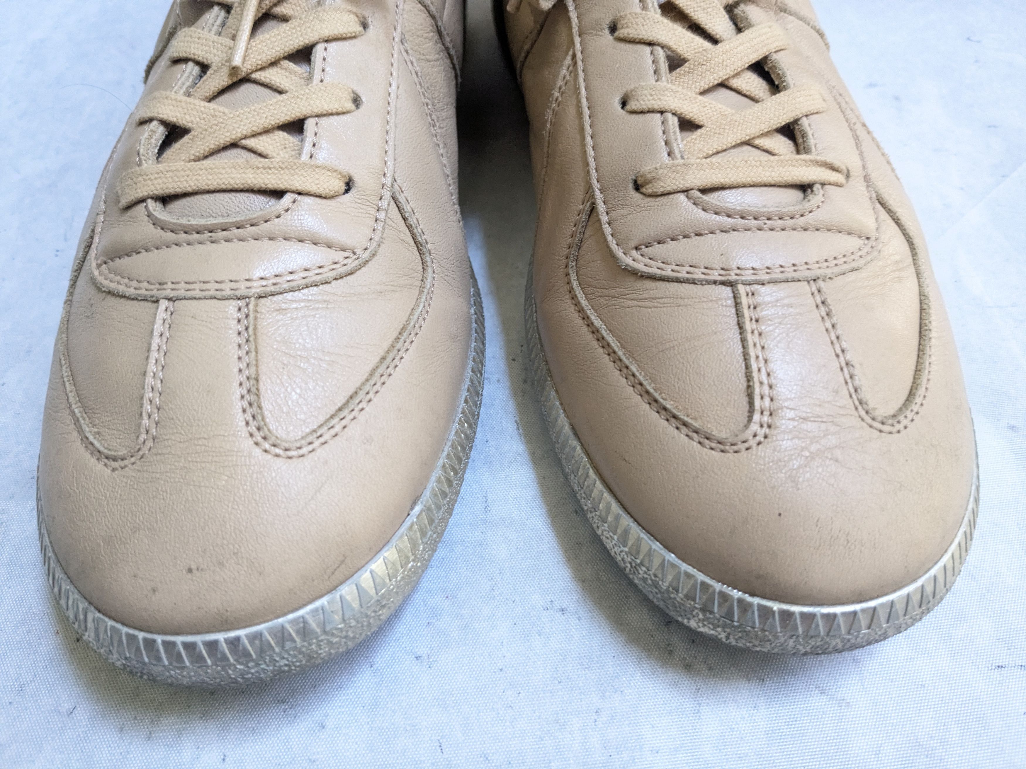 Maison Margiela Maison Margiela Replica GAT Silver 11 44 Low Tops Leather Size US 11 / EU 44 - 3 Thumbnail