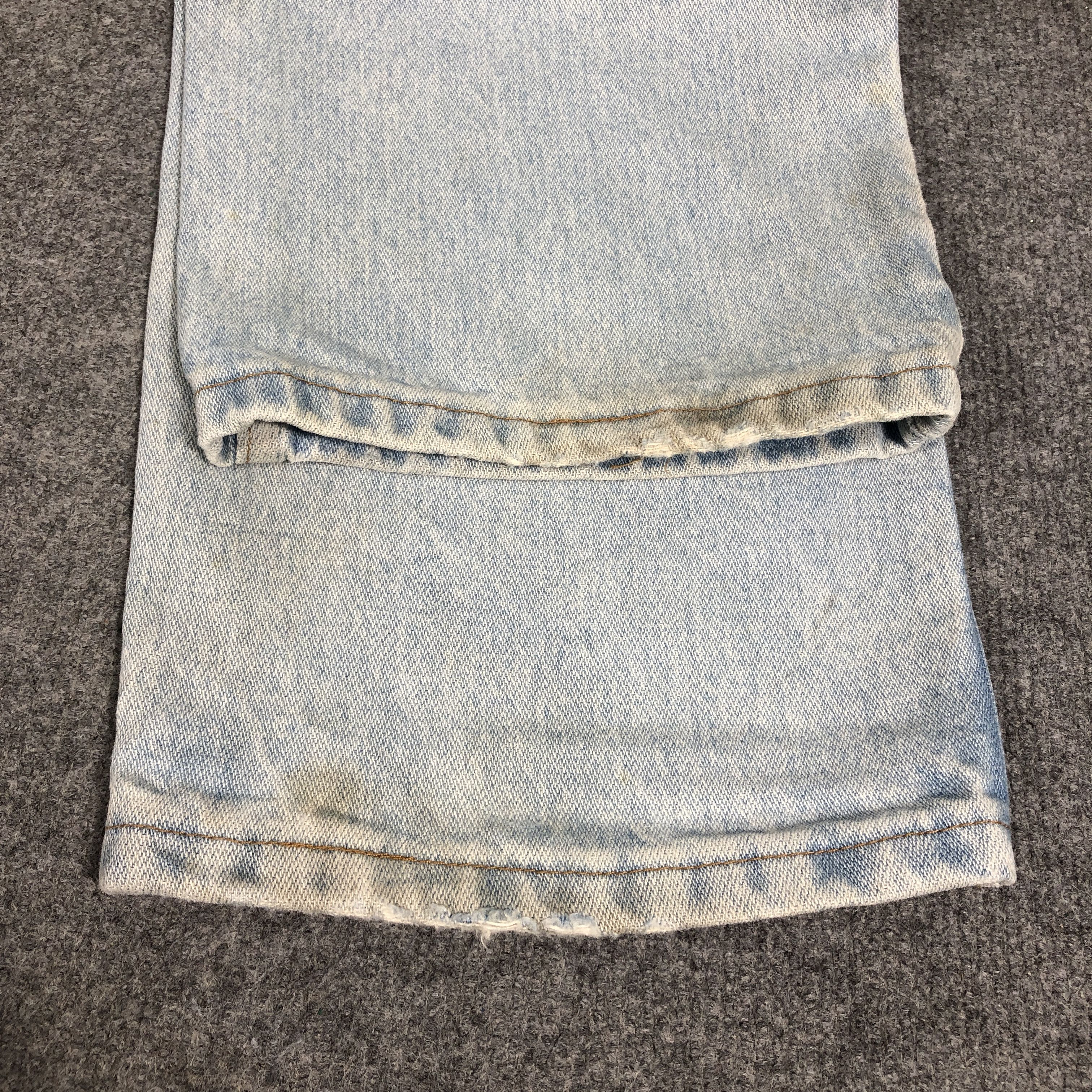 Vintage × Wrangler Vintage Wrangler Light Blue Wash Jeans L1069 Size US 31 - 9 Thumbnail