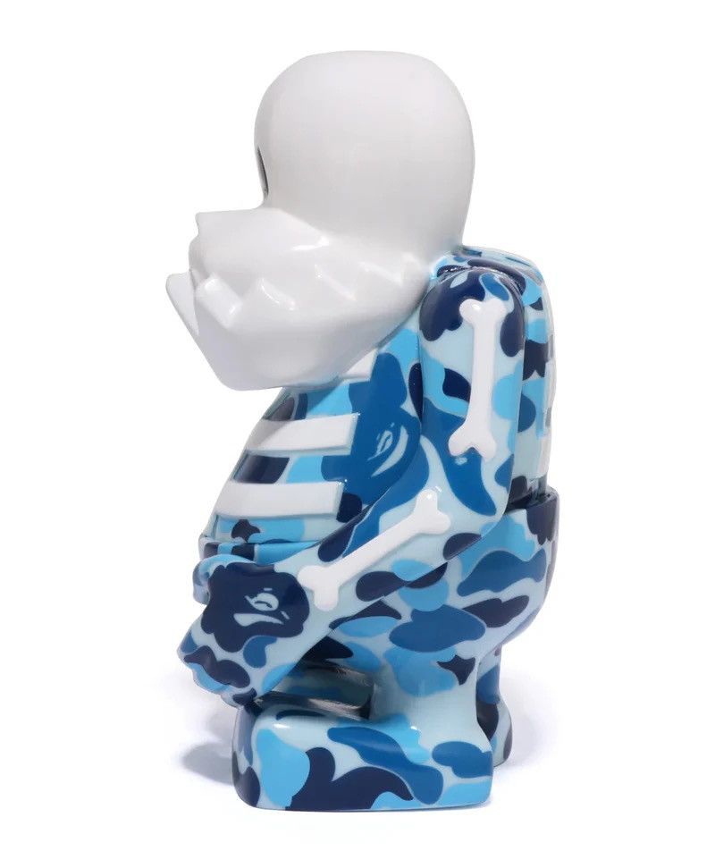 Bape Bape Bounty Hunter Figure Size ONE SIZE - 3 Thumbnail