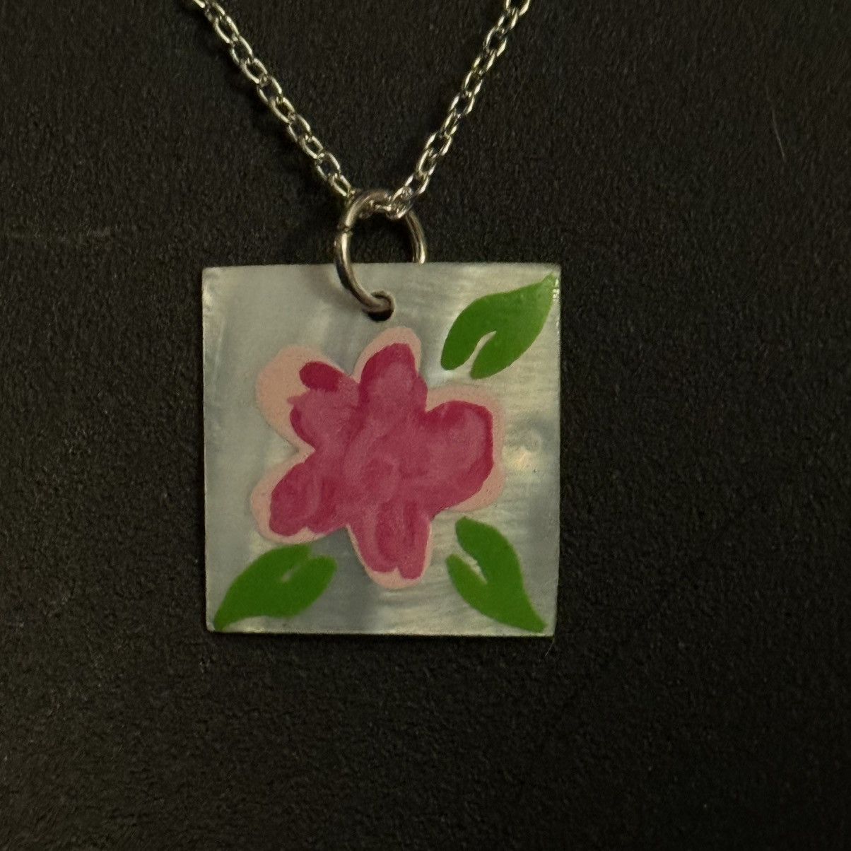 Other Silver tone painted shell pendant necklace Size ONE SIZE - 6 Thumbnail
