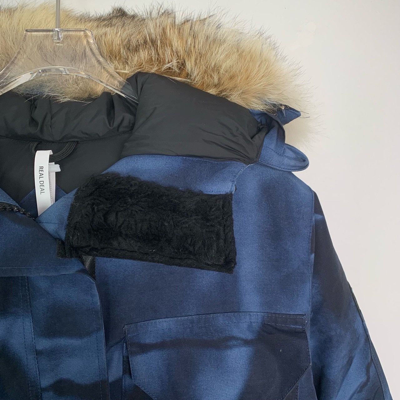Canada Goose Canada Goose Expedition Camo Fur Down Jacket Navy (M) Size US M / EU 48-50 / 2 - 3 Thumbnail