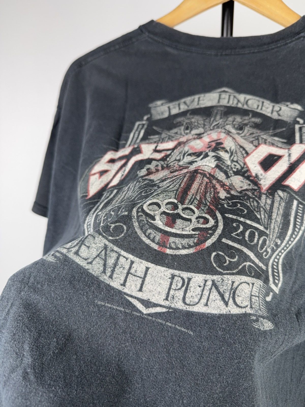 Band Tees 00s Five Finger Death Punch 5FDP Skull Graphic Band T-Shirt Size US L / EU 52-54 / 3 - 12 Thumbnail