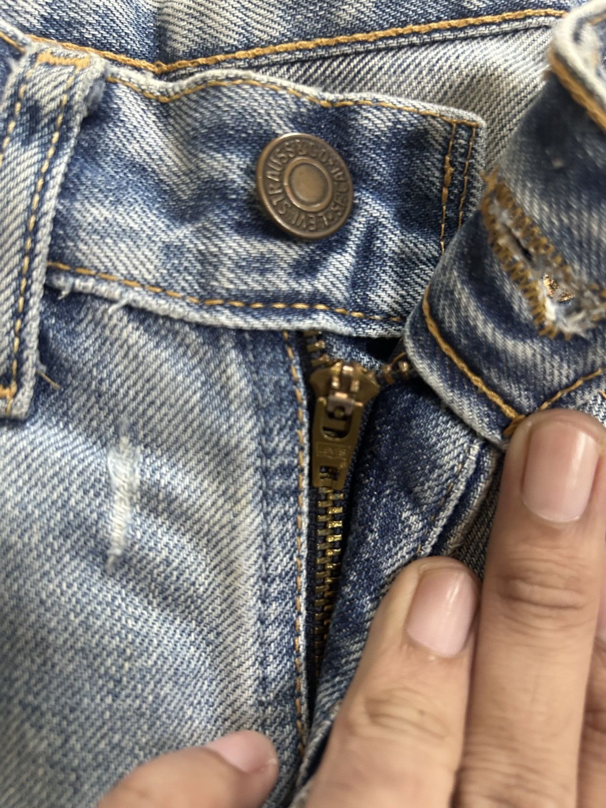 Levi's × Levi's Vintage Clothing × Vintage Vintage LEVI STRAUSS & CO 577 Trashed Distressed Denim Size US 28 / EU 44 - 12 Thumbnail