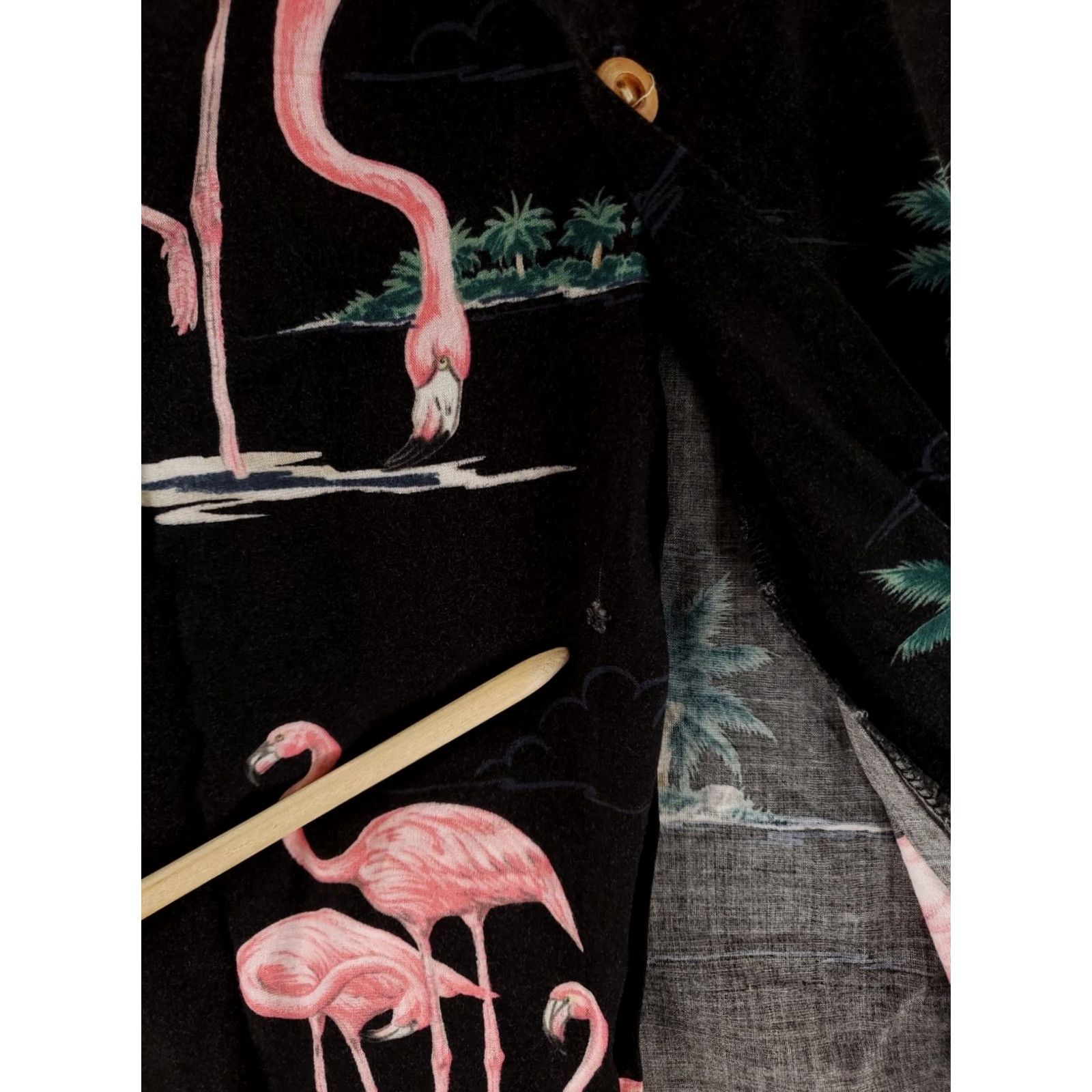 Paradise Found Paradise Found Button Up Hawaiian Shirt Short Sleeve Flamingo Black Mens XXL Size US XXL / EU 58 / 5 - 3 Thumbnail