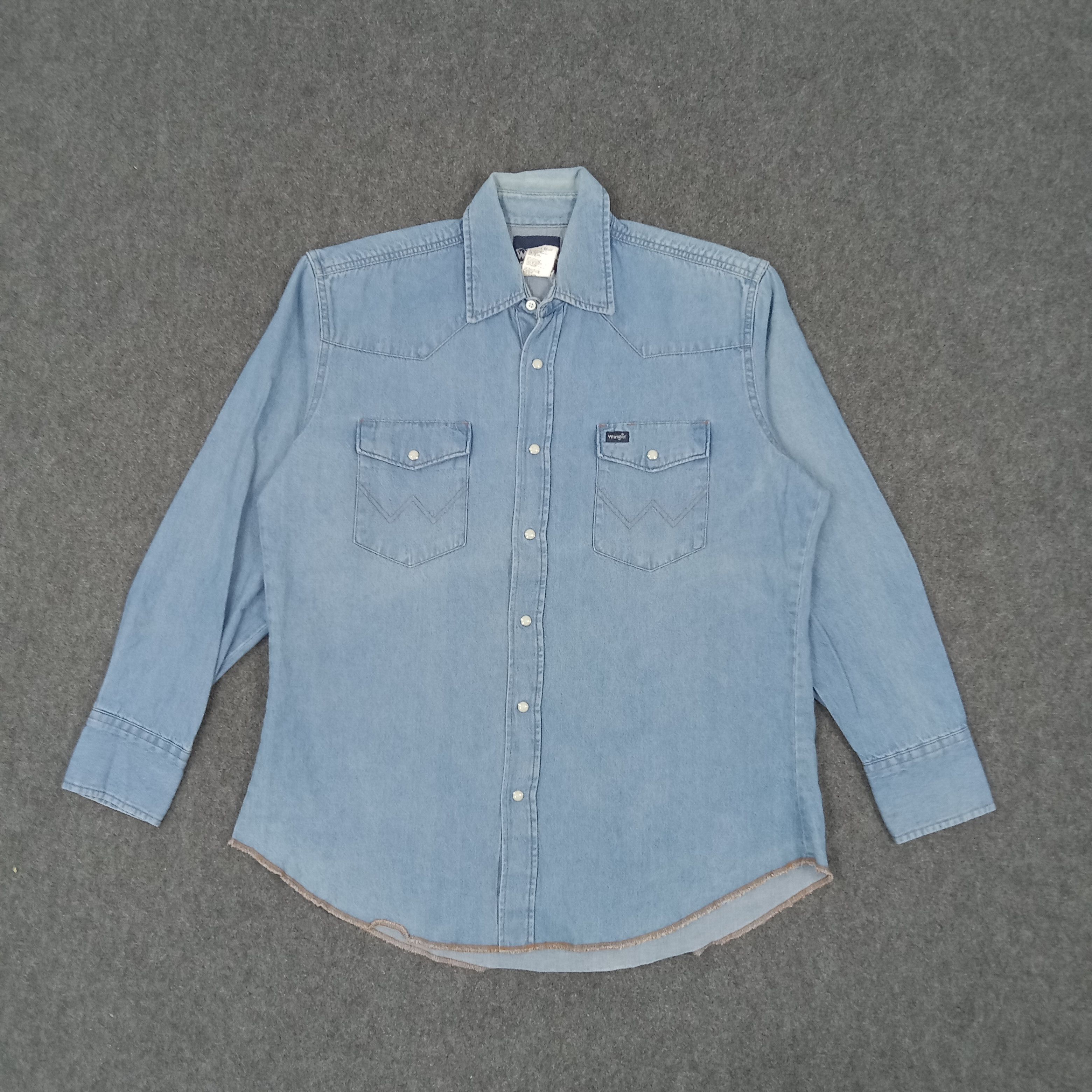 Vintage × Wrangler Wrangler American Denim Style Long Sleeve Shirt Size US L / EU 52-54 / 3 - 1 Thumbnail