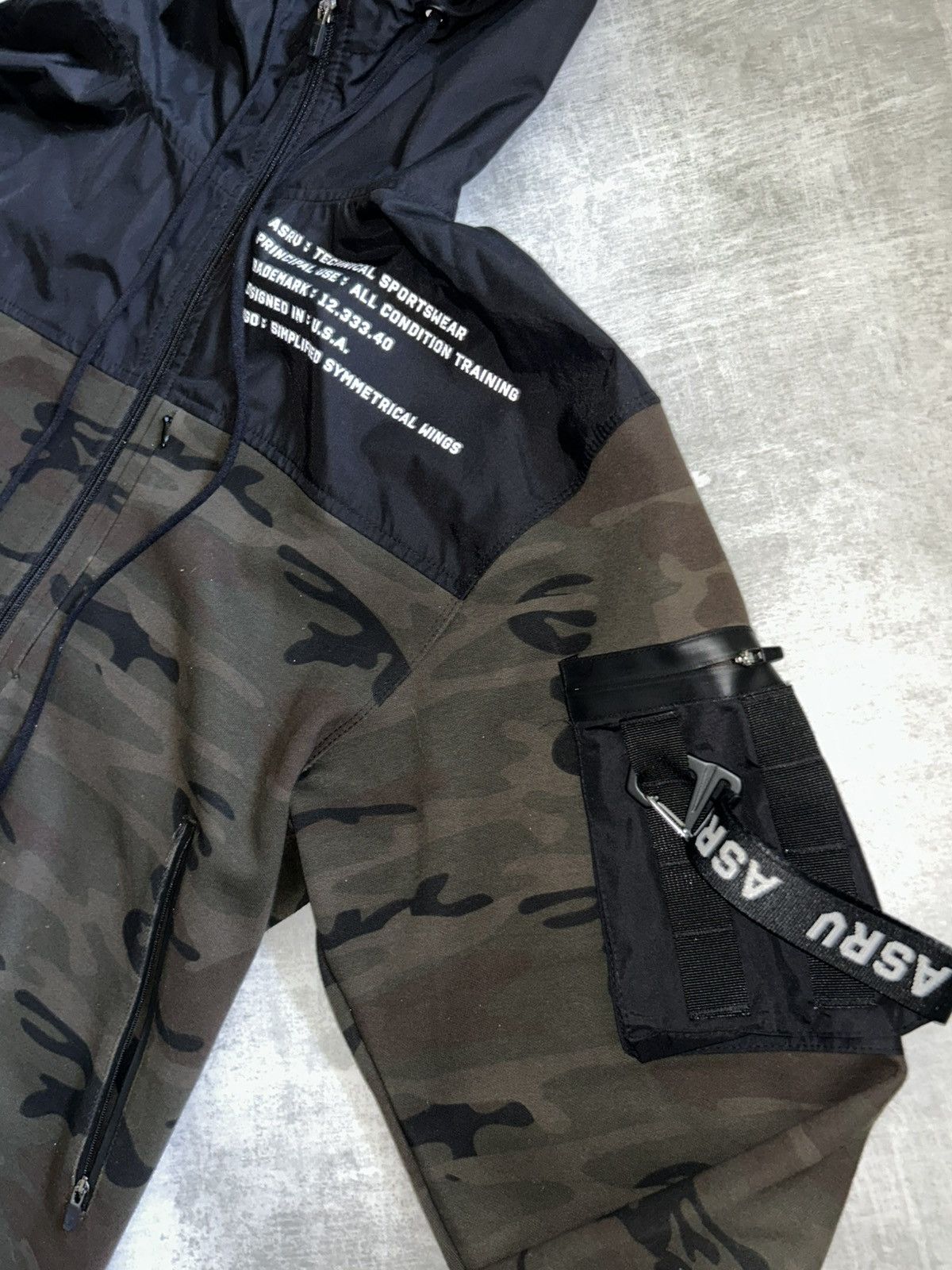 ASRV ASRV Aesthetic Revolution Hipora® RainPlus™ Hooded Parka Size US M / EU 48-50 / 2 - 3 Thumbnail