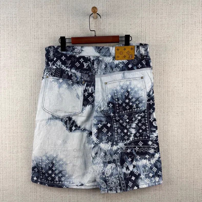 Louis Vuitton Louis Vuitton FW22 Tie-Dye Full Logo Cashew Flower Print C Size US 34 / EU 50 - 3 Thumbnail