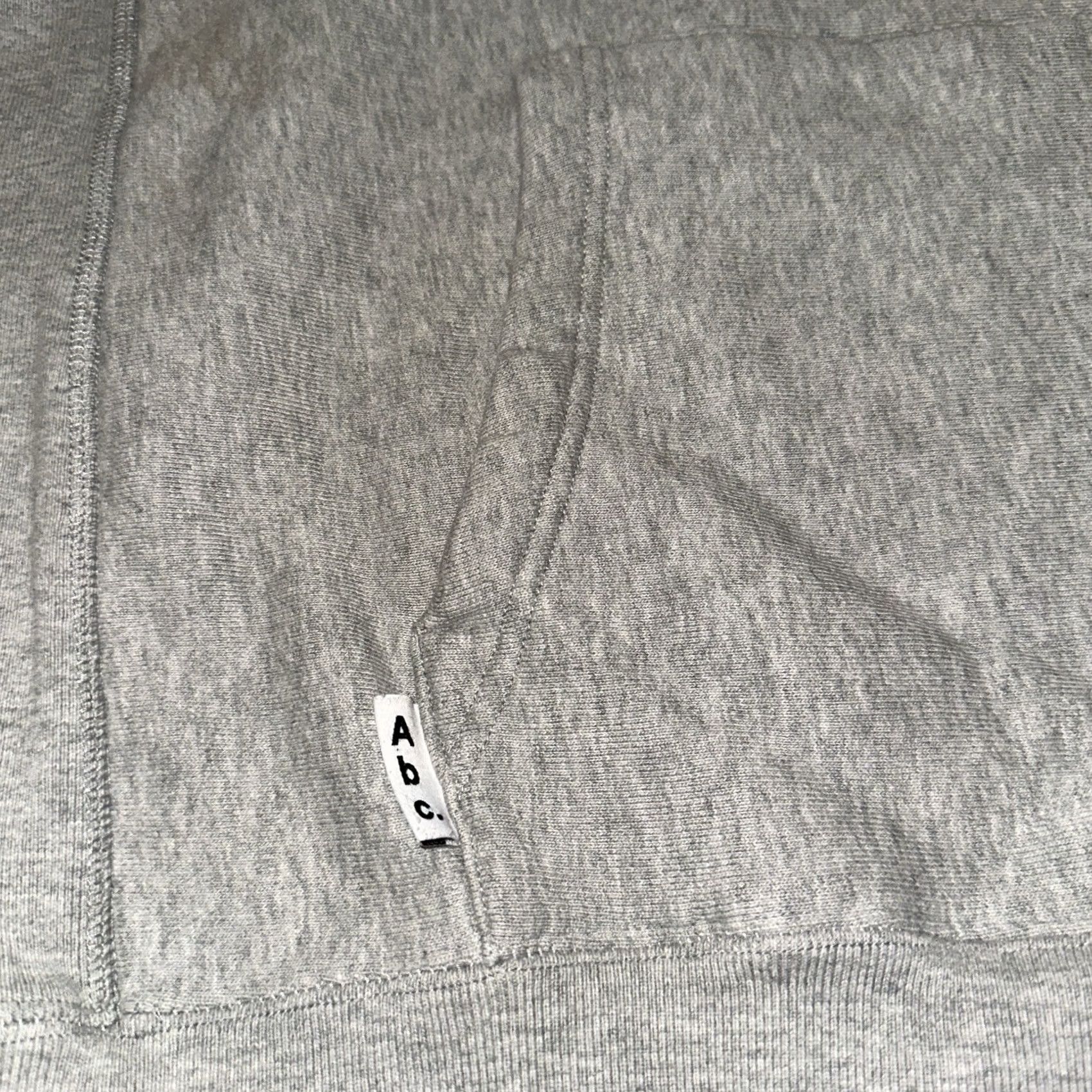 Advisory Board Crystals Advisory Board Crystals Hoodie Mens Medium Gray Embroidered Cotton Fleece Pullover All Seasons Regular Fit Front Hooded Size US M / EU 48-50 / 2 - 3 Thumbnail