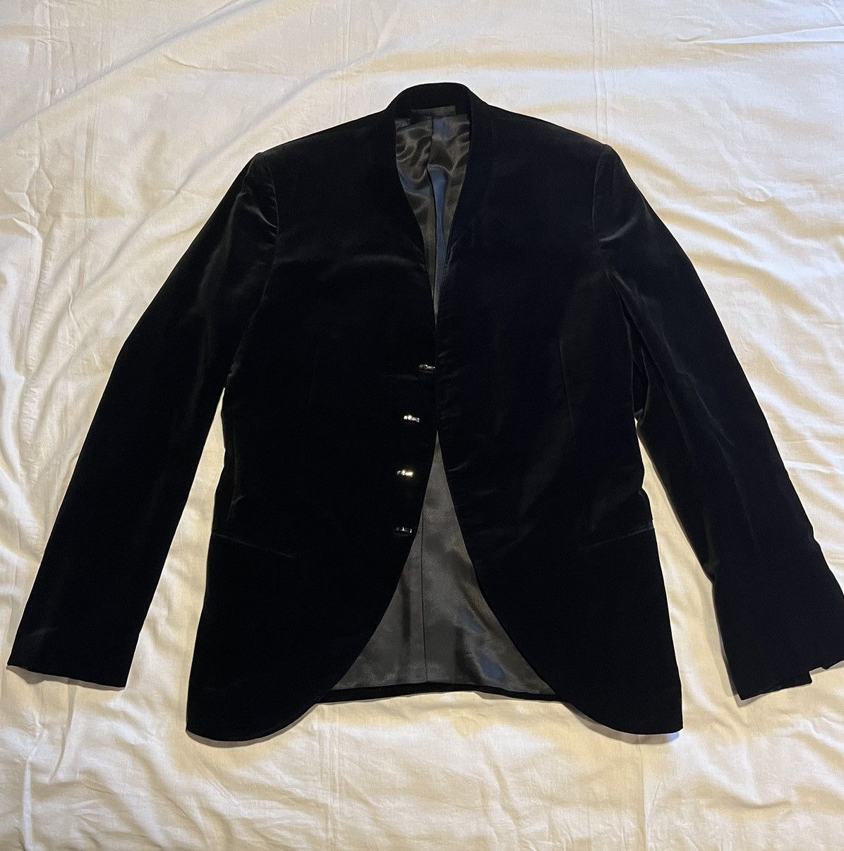 Louis Vuitton Louis Vuitton black velvet jacket. Size US M / EU 48-50 / 2 - 3 Thumbnail