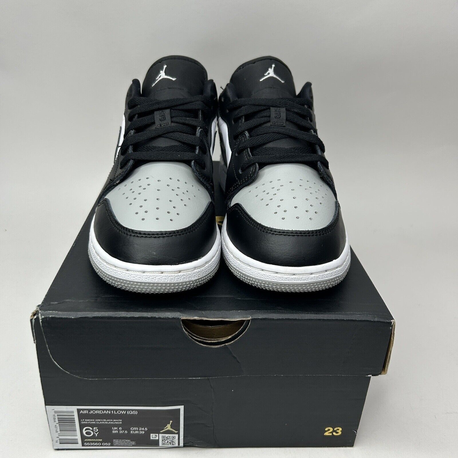 Nike Nike Air Jordan 1 Low Retro GS “Shadow Toe/Light Smoke Grey” Size US 8 / IT 38 - 2 Thumbnail