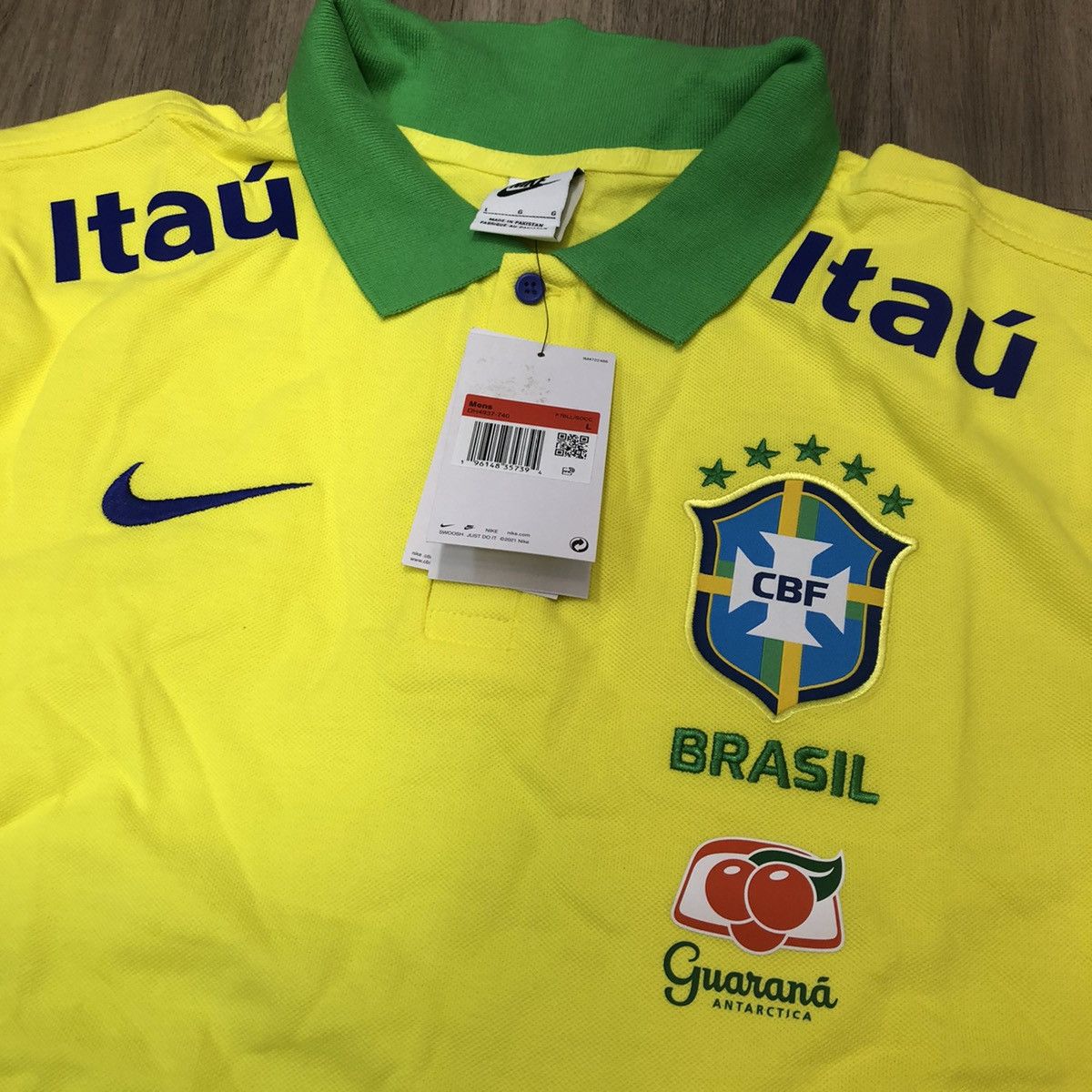 Nike Brazil national team travel polo (bnwt) Size US L / EU 52-54 / 3 - 3 Thumbnail