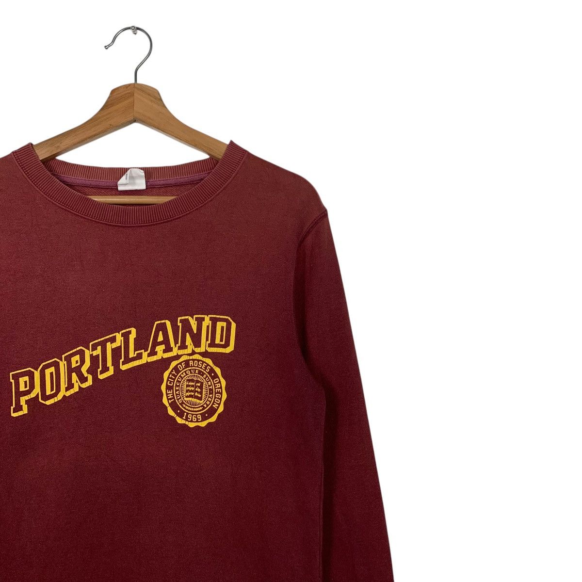 Champion CHAMPION PORTLAND Big Logo Crewneck Sweatshirt #1627-C73 Size US M / EU 48-50 / 2 - 5 Thumbnail