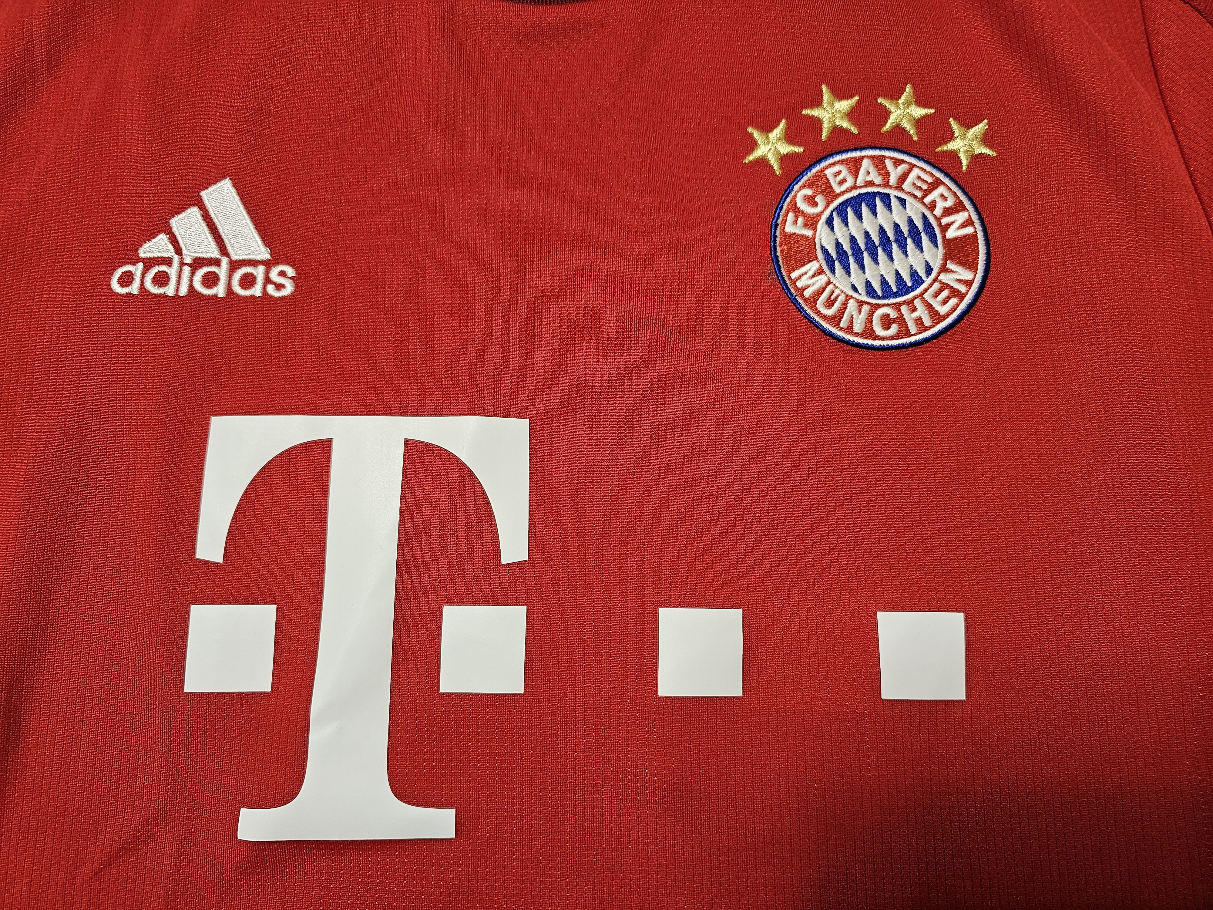 Adidas BAYERN MUNICH 2015 2016 HOME FOOTBALL SHIRT SOCCER JERSEY Size US M / EU 48-50 / 2 - 3 Thumbnail
