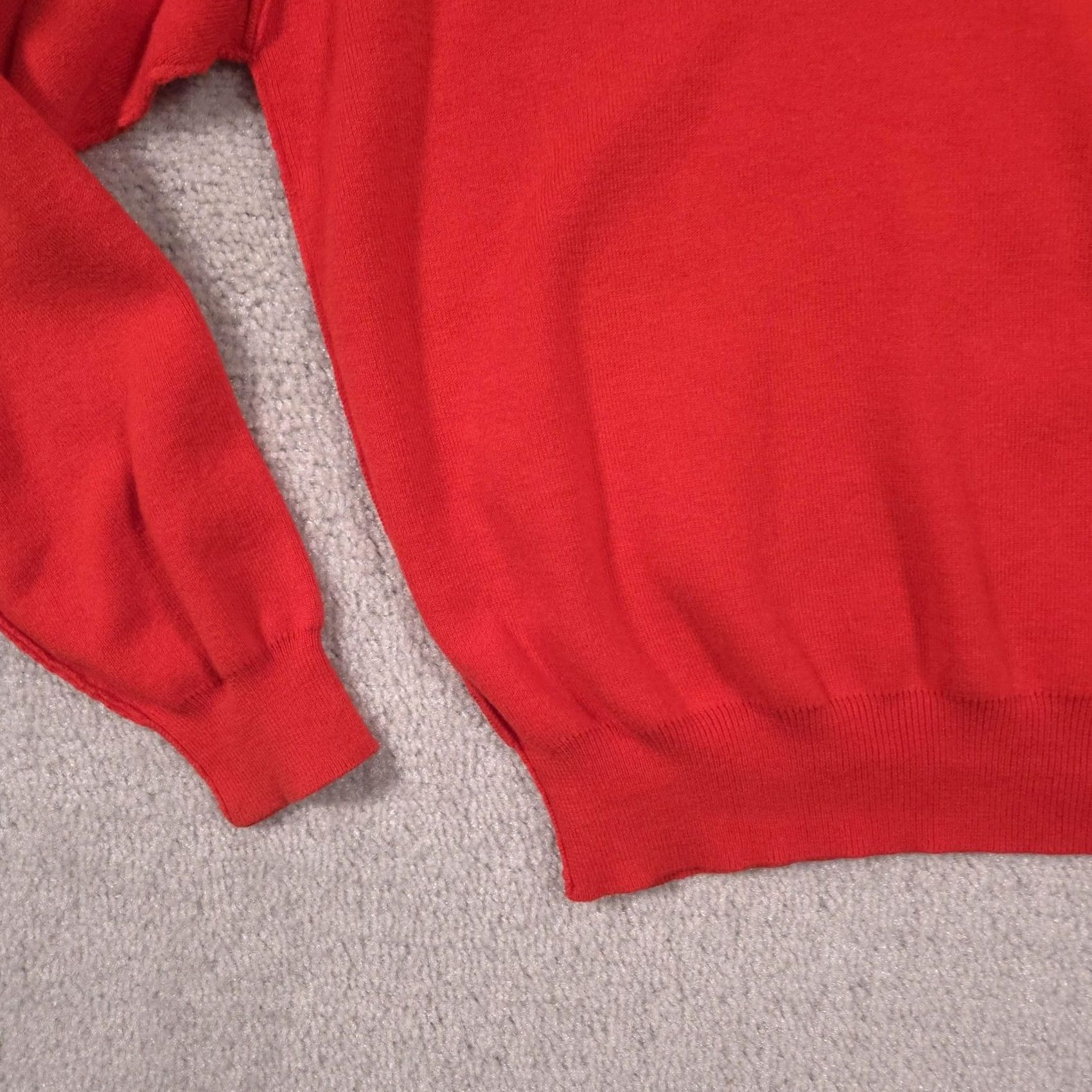 Forever 21 Forever 21 Sweater Womens Medium Red Asymmetrical Boat Neck Pullover Long Sleeve Size M / US 6-8 / IT 42-44 - 4 Thumbnail