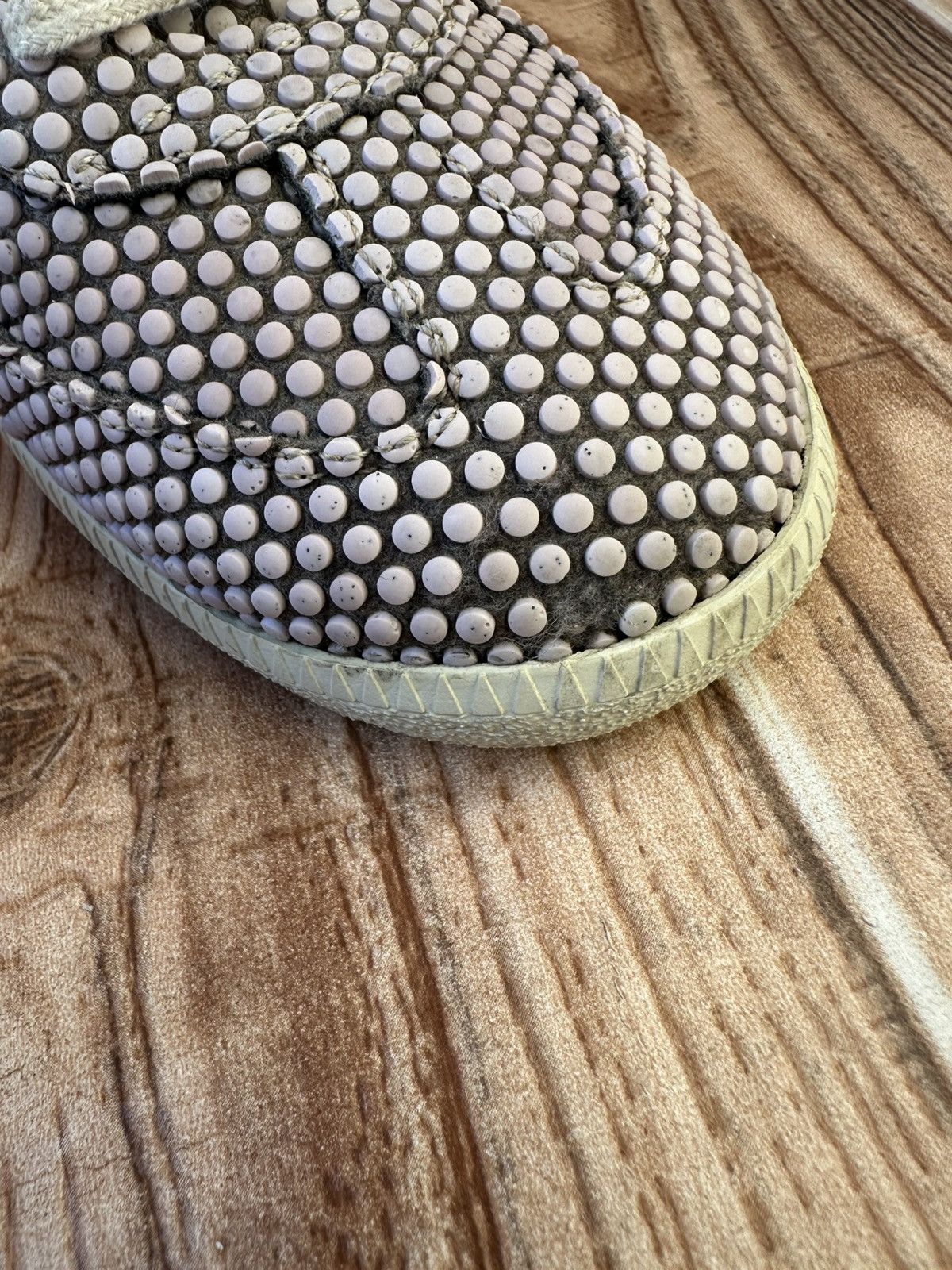 Maison Margiela Maison Margiela Replica Textured Polka Dot Sneaker Lowtops Size US 8 / EU 41 - 12 Thumbnail