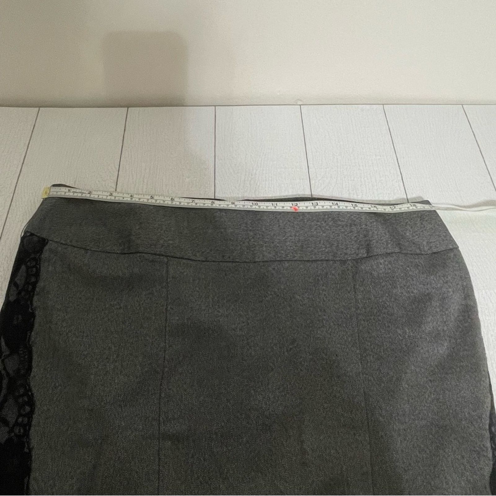 Other Z Cavaricci Gray Mini Skirt Black Lace Panels Size 14 Size 36" / US 14 / IT 50 - 6 Thumbnail