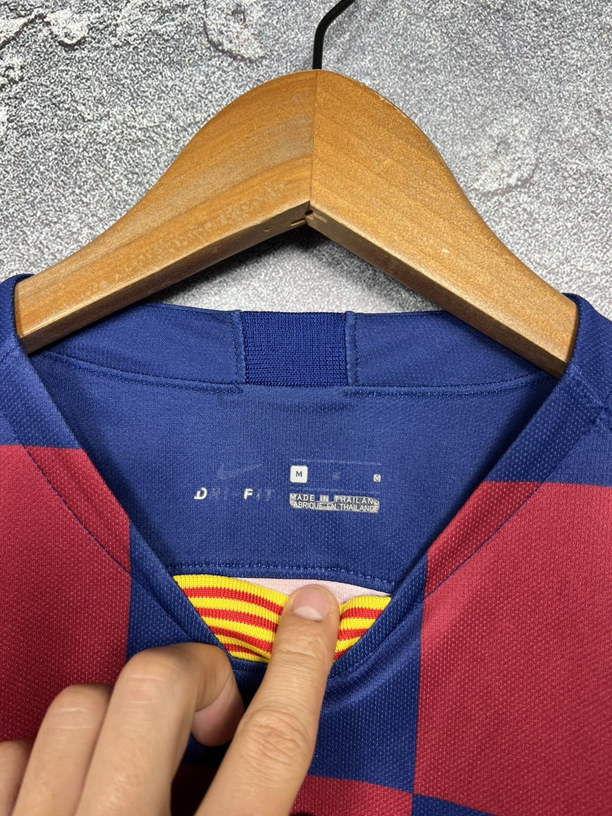 Nike Nike Barcelona 2019/20 Home Jersey T-shirt Size M Size US M / EU 48-50 / 2 - 6 Thumbnail
