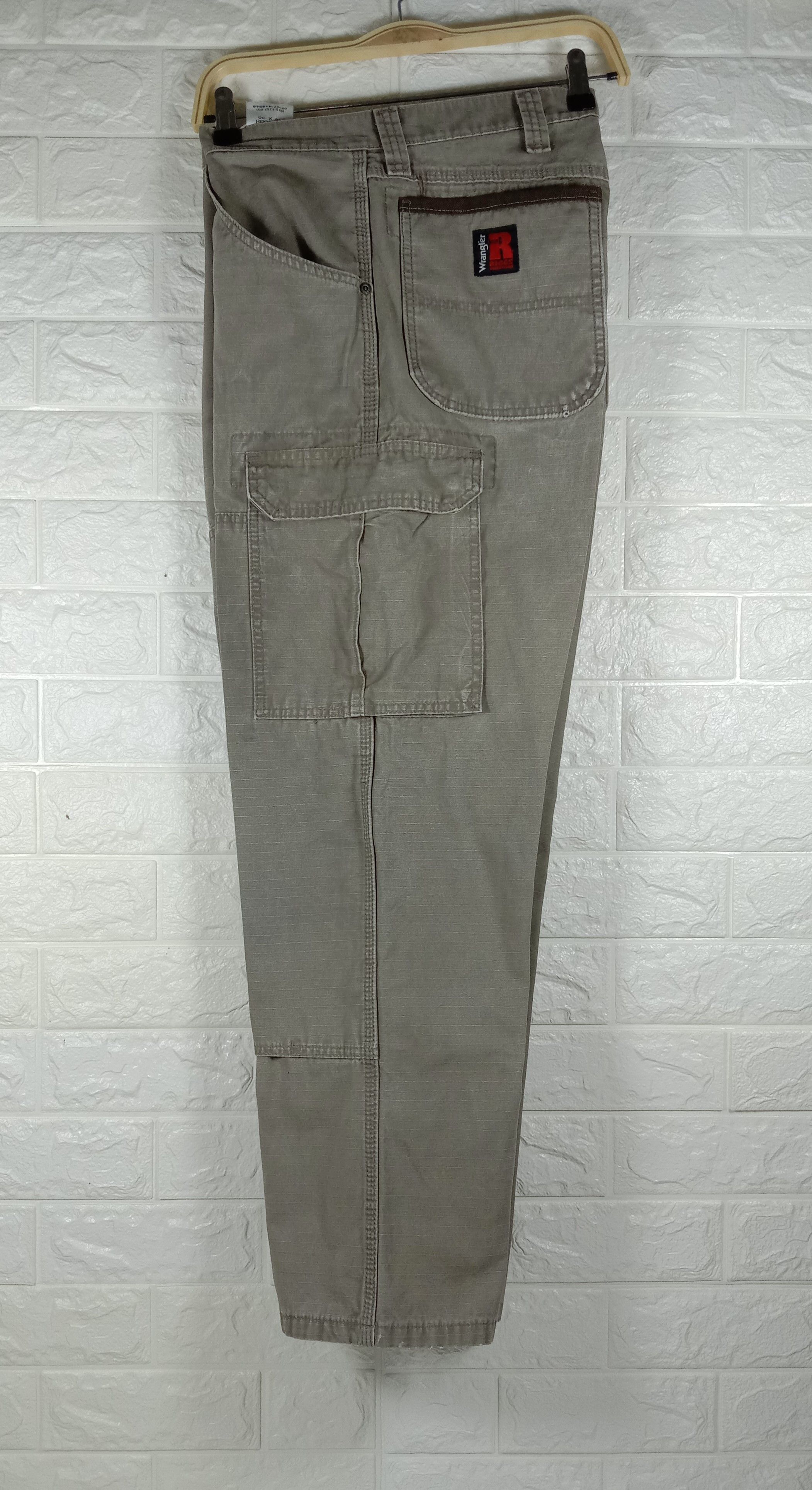 Wrangler Vintage Wrangler Rigg Carpenters Double Knee Cargo Jeans Size US 35 - 10 Thumbnail