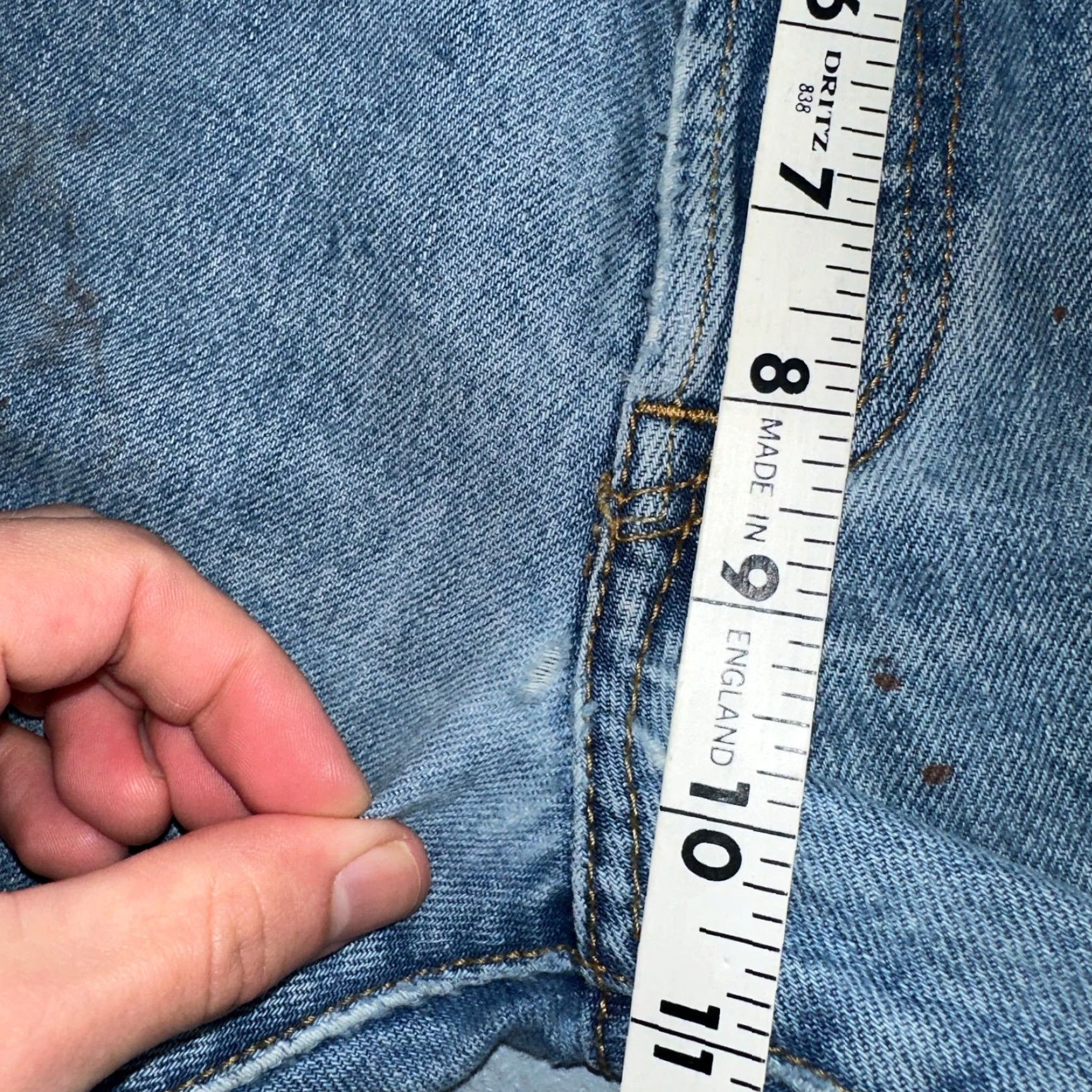 Levi's VINTAGE Levi's 501 Jeans 34x30 Men Blue 90s Straight Denim Cotton Regular Classic Mid Rise 34x30 Jeans Mens Levi'S 501 Series 90s Theme Comfort Size US 34 / EU 50 - 7 Thumbnail