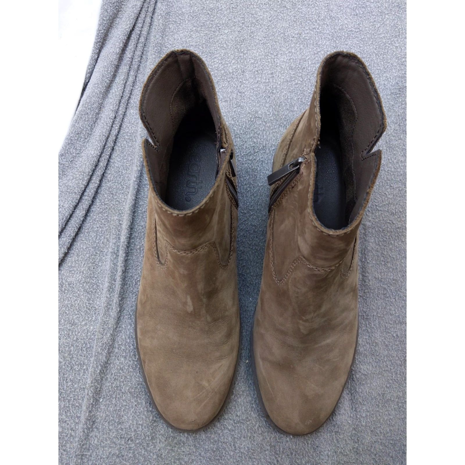 Vintage Earth Womens Bootie Size 8.5 M Brown Nubuck Ankle Zip Block Heel Comfort Booties Size US 9 / IT 39 - 2 Thumbnail