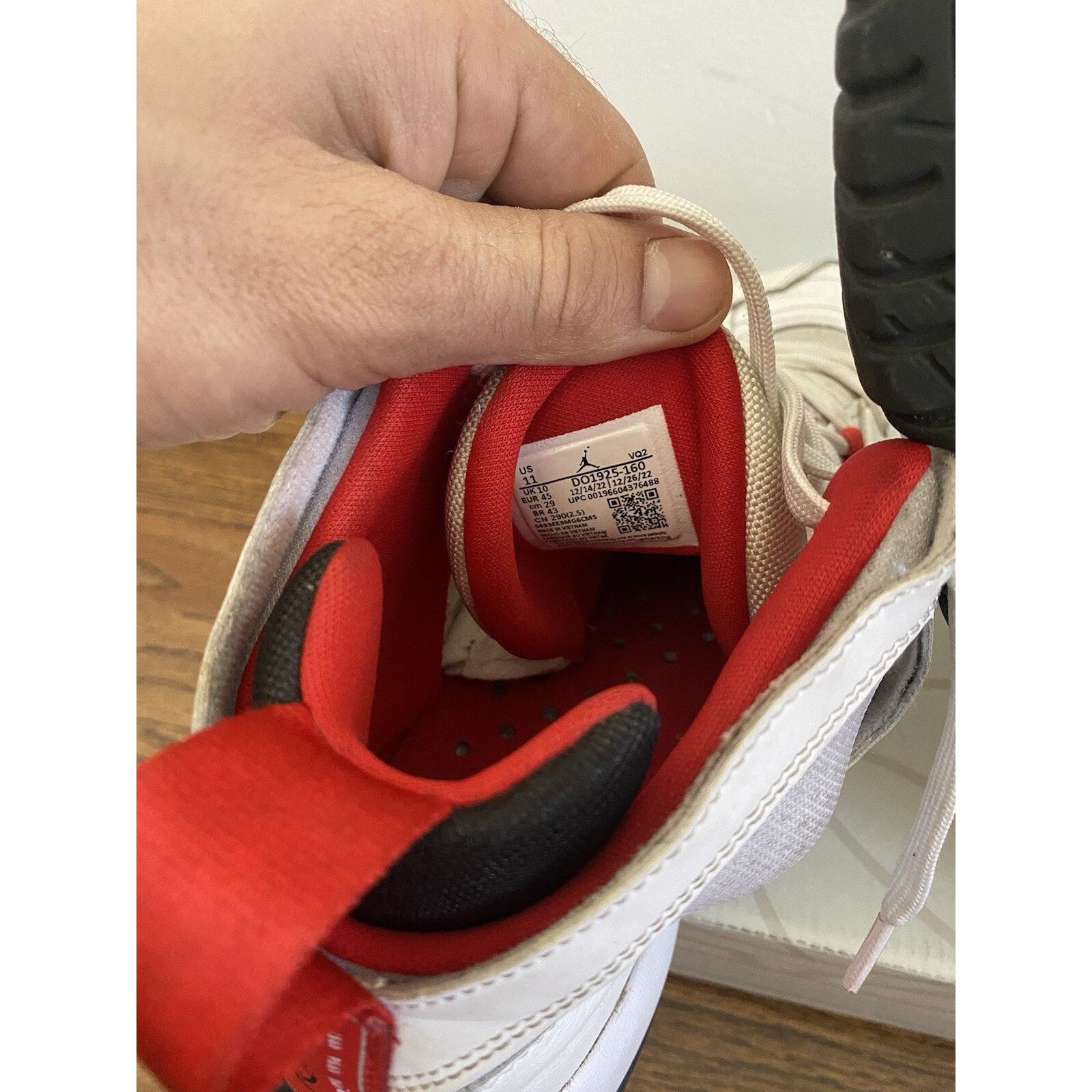 Nike Nike Air Jordan Jumpman Two Trey Shoes White Red Size US 11 / EU 44 - 6 Thumbnail