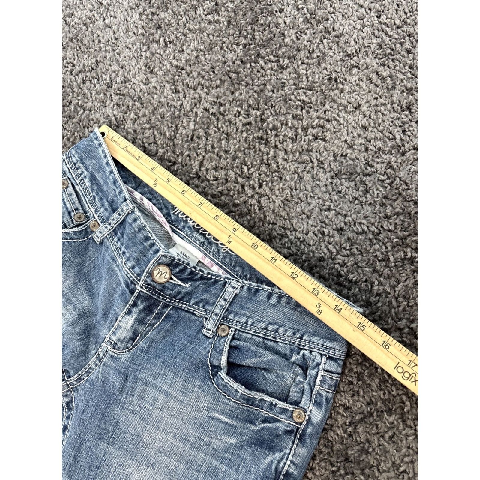 Vintage Maurices Jeans Bootcut 30x30 Womens Light Wash Low Rise Y2K Rhinestone Blue Vintage? Size 30" / US 8 / IT 44 - 4 Thumbnail