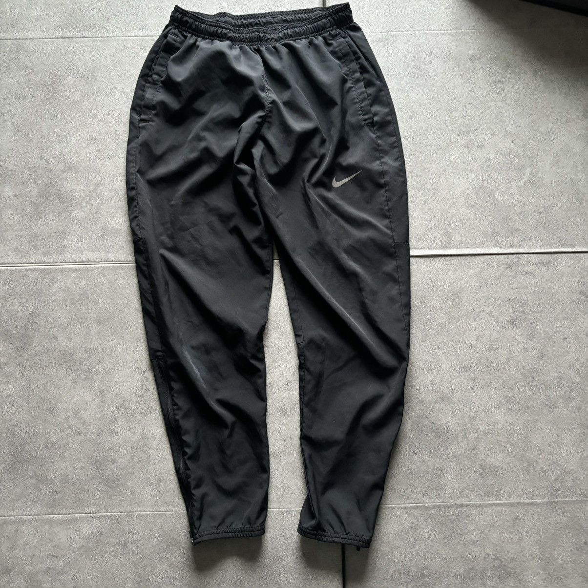 Nike Black nike dri fit yoga pants Size US 28 / EU 44 - 1 Thumbnail