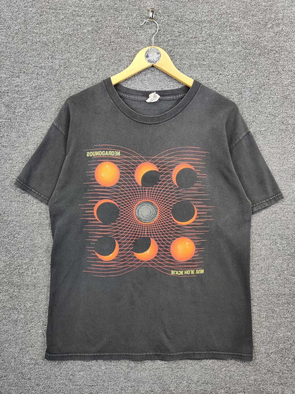 Band Tees Vintage Soundgarden Black Hole Sun Band Tees Tshirts Size US L / EU 52-54 / 3 - 1 Thumbnail