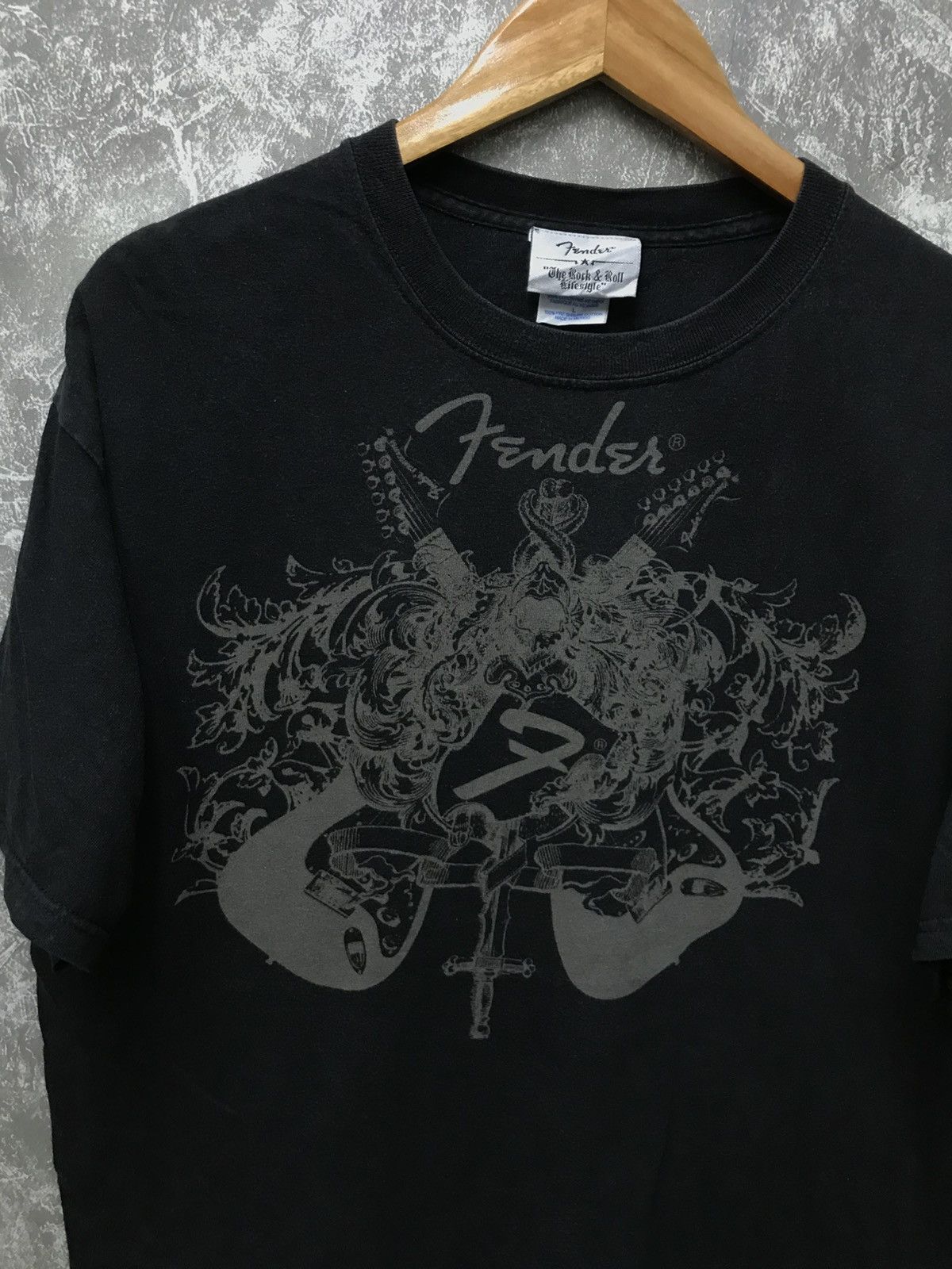 Fender Vintage Fender Guitar Music Tee Size US L / EU 52-54 / 3 - 2 Thumbnail