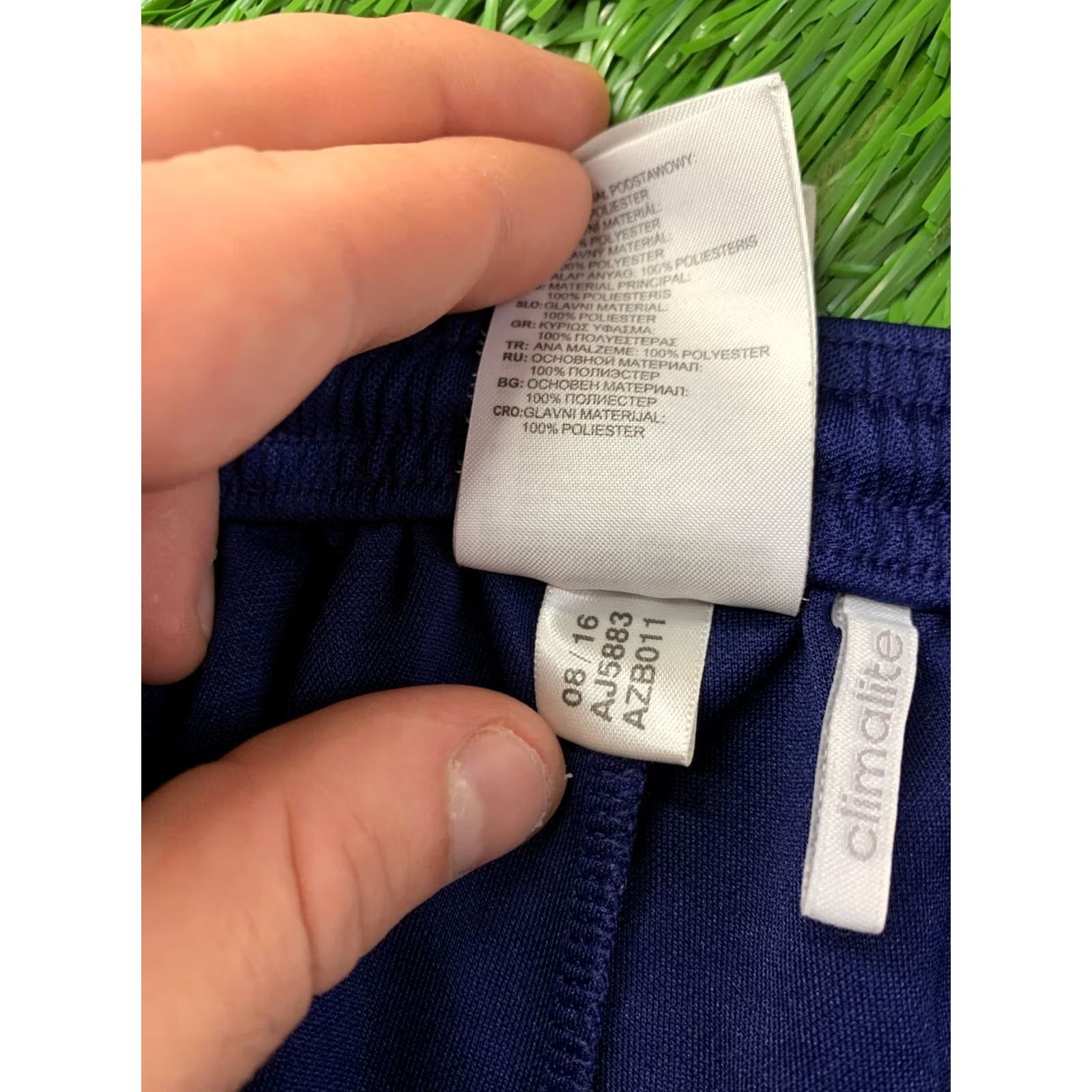 Adidas ADIDAS FOOTBALL SHORTS L Men ClimaLite Navy Blue 2016 Entrada Size US 33 - 5 Thumbnail