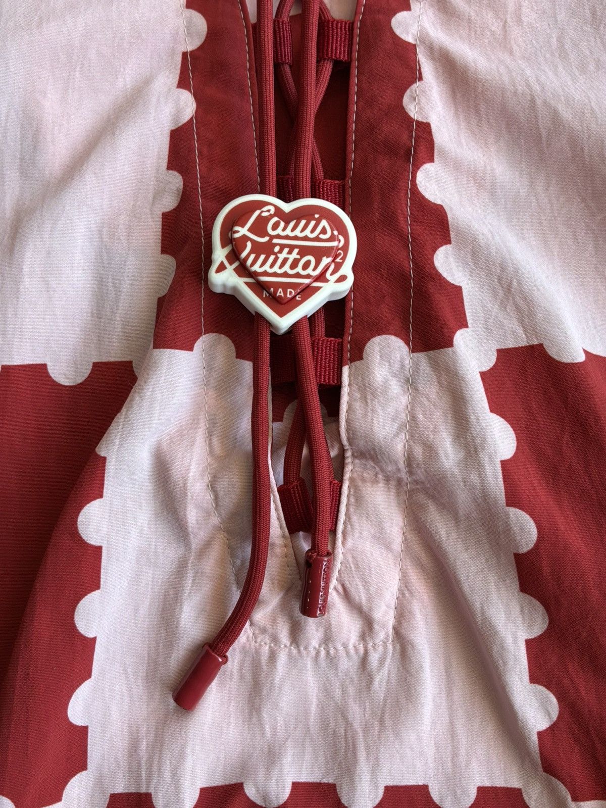 Louis Vuitton × Nigo Louis Vuitton x Human Made Red & White Checkered Windbreaker Size US M / EU 48-50 / 2 - 6 Thumbnail
