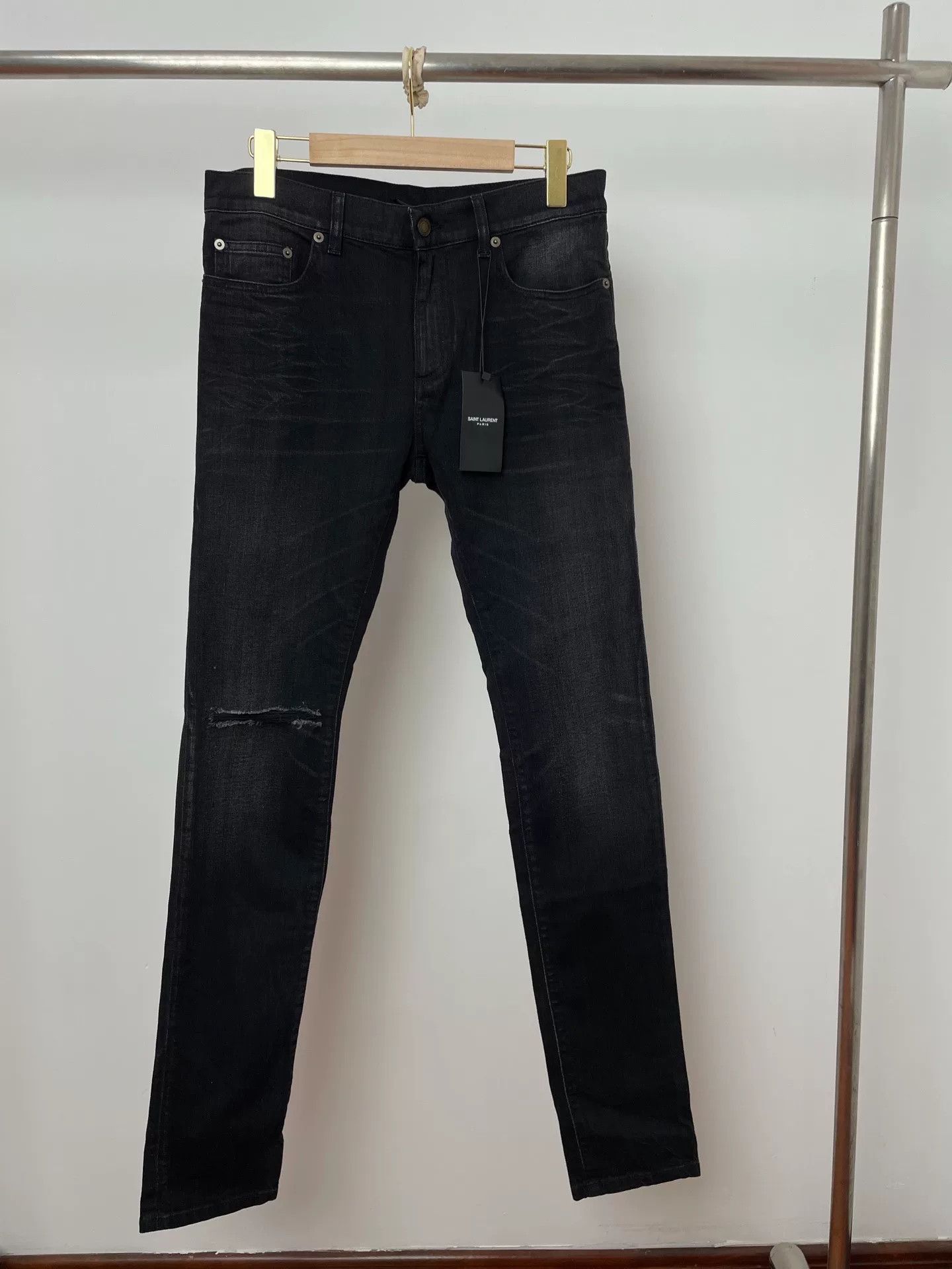Saint Laurent Paris Saint Laurent Distressed Jeans Size US 30 / EU 46 - 1 Thumbnail