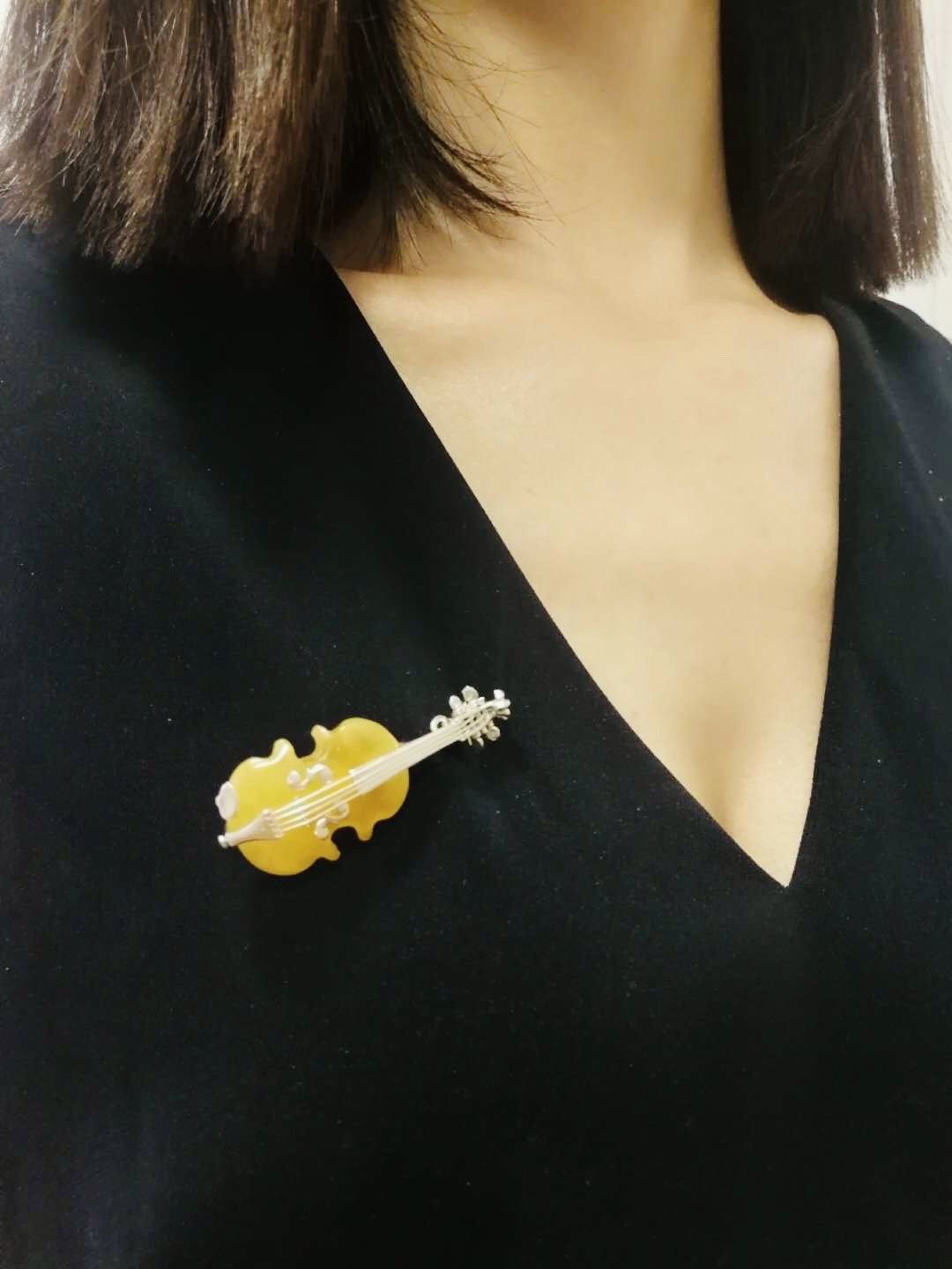 Other Handmade Genuine Baltic Yellow Amber Brooch/Pendant Size ONE SIZE - 13 Thumbnail