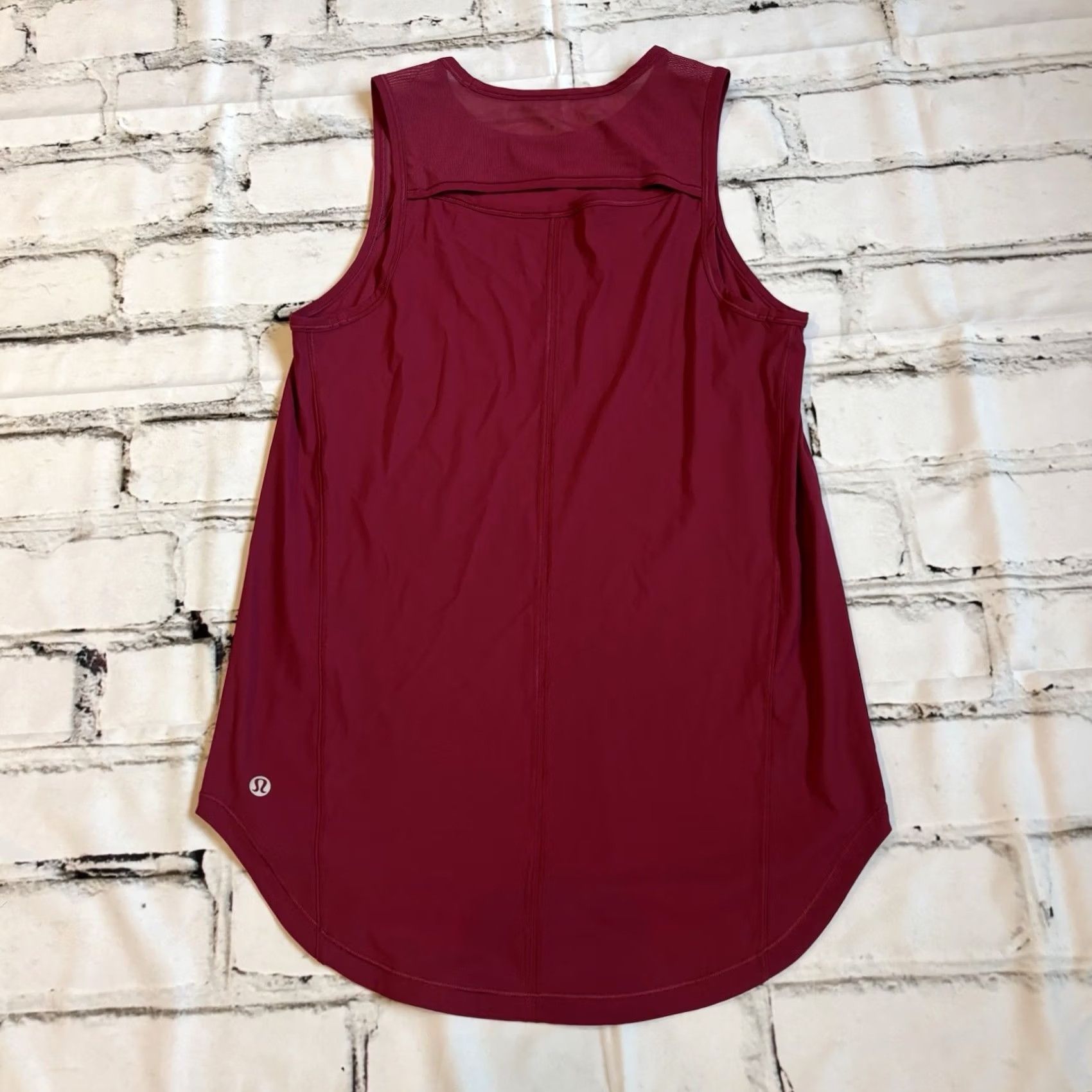 Lululemon Womens Lululemon Open Back Tank Sleeveless Shirt Merlot Red sz Small (4-6) Size S / US 4 / IT 40 - 5 Thumbnail