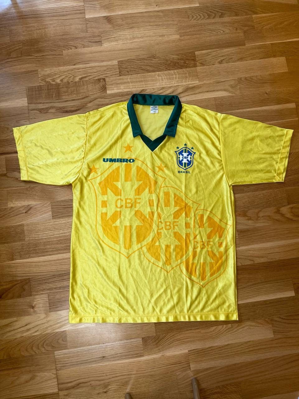 Umbro Brazil Umbro 1994 Home Shirt Jersey Football Jersey Size L Size US L / EU 52-54 / 3 - 1 Thumbnail