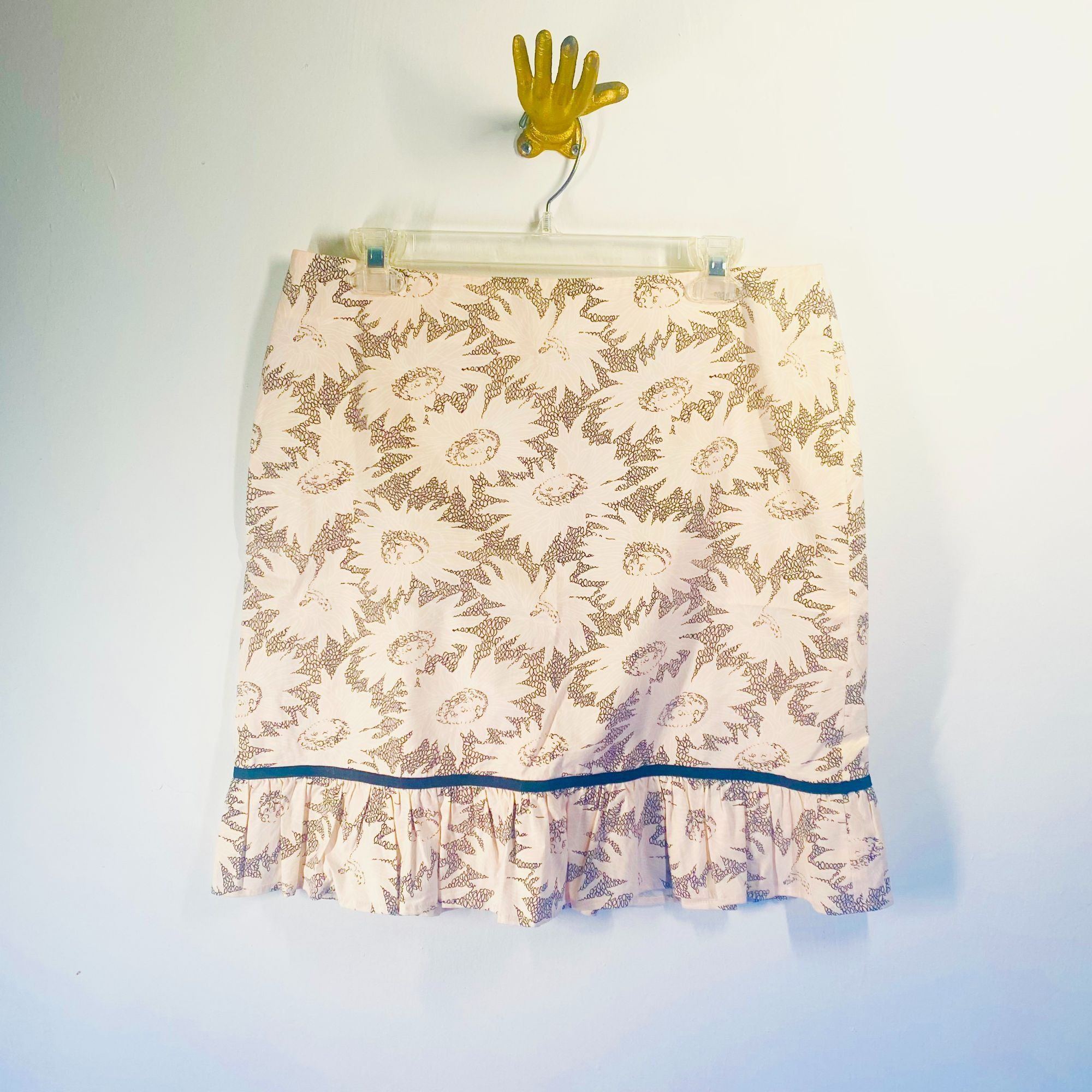 Saks Fifth Avenue Folio Saks Fifth Avenue Floral Print Ruffle Hem Skirt 10 Size 32" / US 10 / IT 46 - 1 Thumbnail