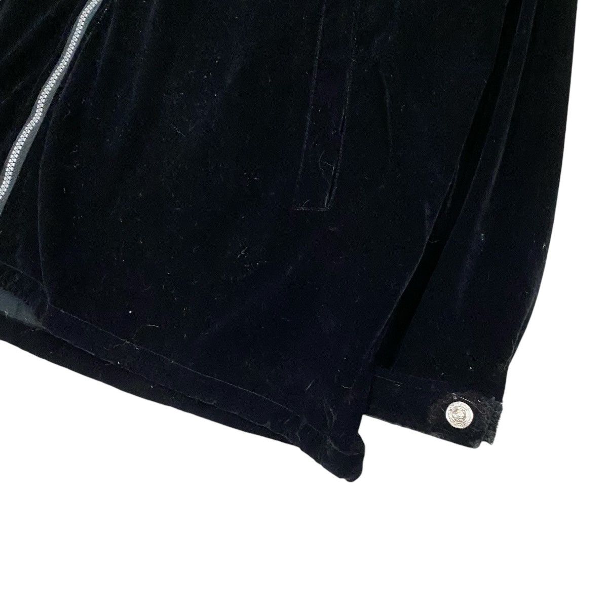 Designer × Velvet 🔥VINTAGE A.VERSACE MEDUSA BIG LOGO VELVET JACKET Size US L / EU 52-54 / 3 - 6 Thumbnail