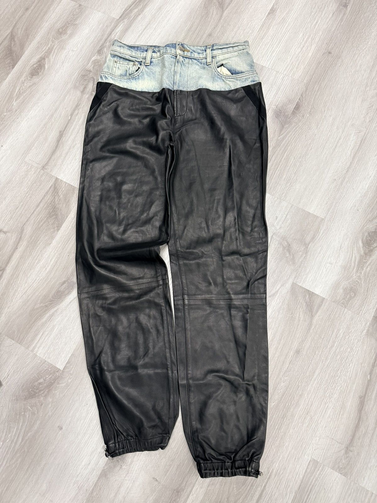 Amiri Amiri Womens Jean Size 26" / US 2 / IT 38 - 1 Thumbnail