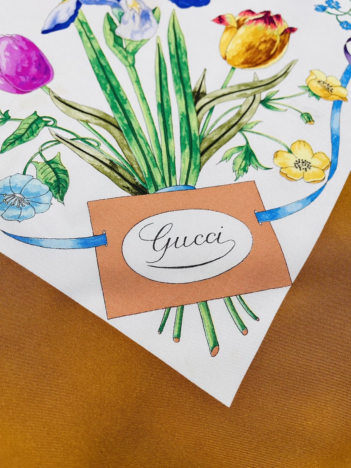 Gucci VINTAGE GUCCI FLORA SILK SCARF VERY RARE Size ONE SIZE - 2 Thumbnail