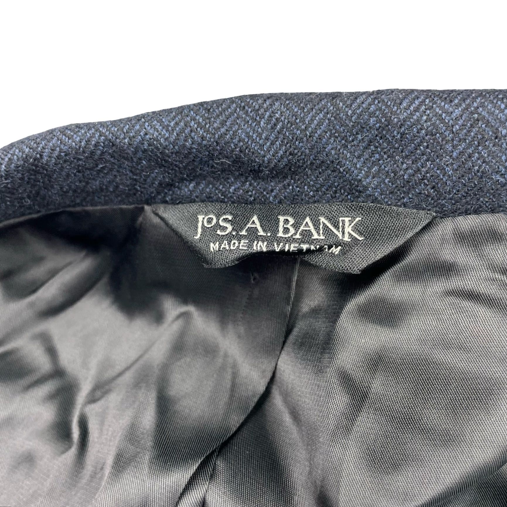 Jos. A. Bank Jos A Bank Men’s Blazer Navy Blue Herringbone 100% Wool 2-Button 48R Jacket Coat Regular Mens Size 48R - 5 Thumbnail