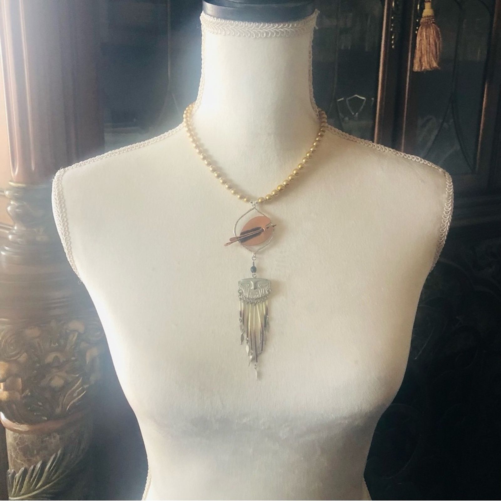 Handmade Handcrafted repurpose Renoir artist pendant Pearl necklac Size ONE SIZE - 5 Thumbnail