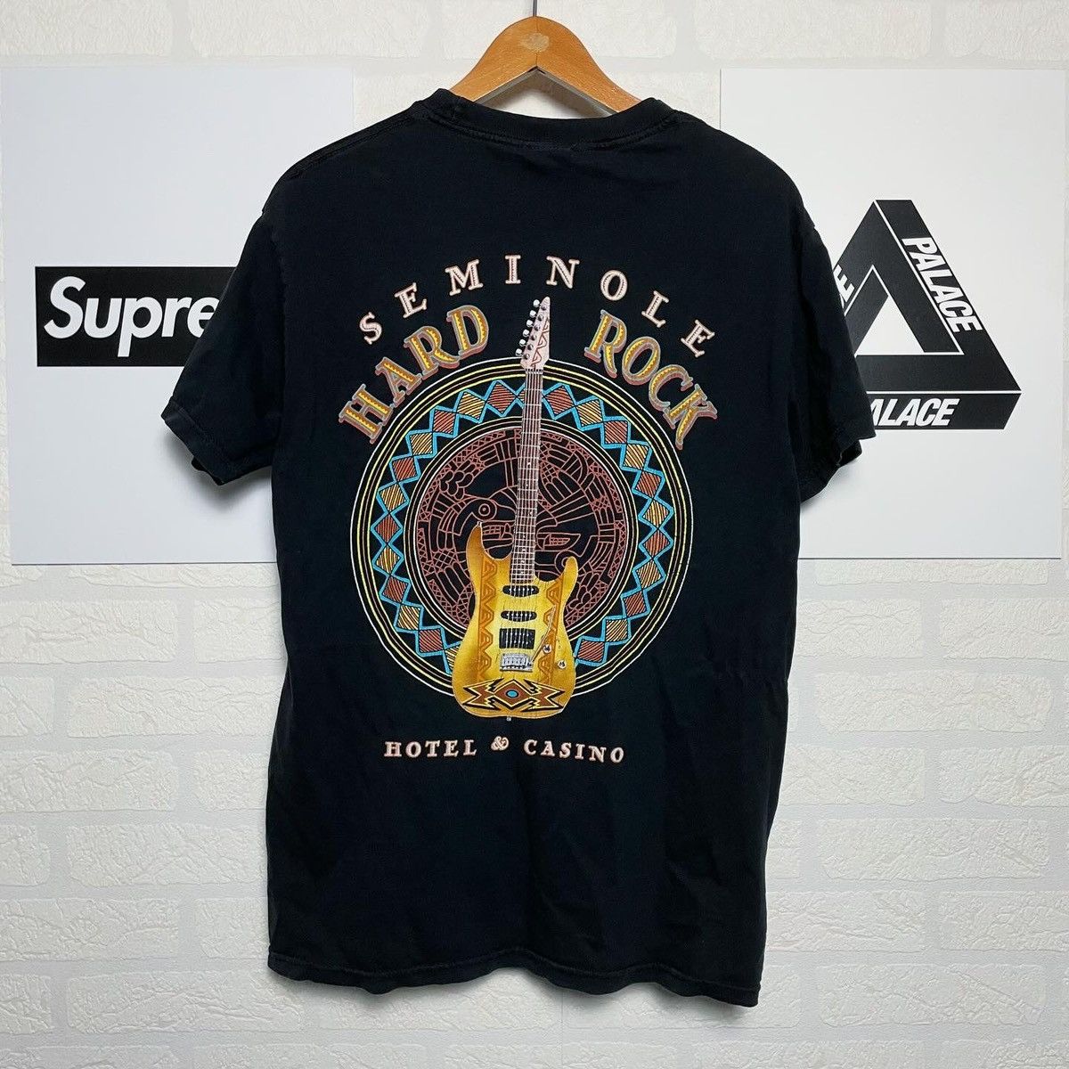 Hard Rock Cafe × Vintage Rare Hard Rock Hollywood Big Guitar BlackT-shirt Casino Size US M / EU 48-50 / 2 - 1 Thumbnail
