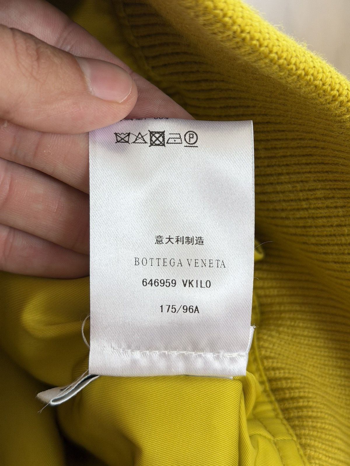 Bottega Veneta Bottega Veneta Cropped Bomber Jacket Size US S / EU 44-46 / 1 - 11 Thumbnail
