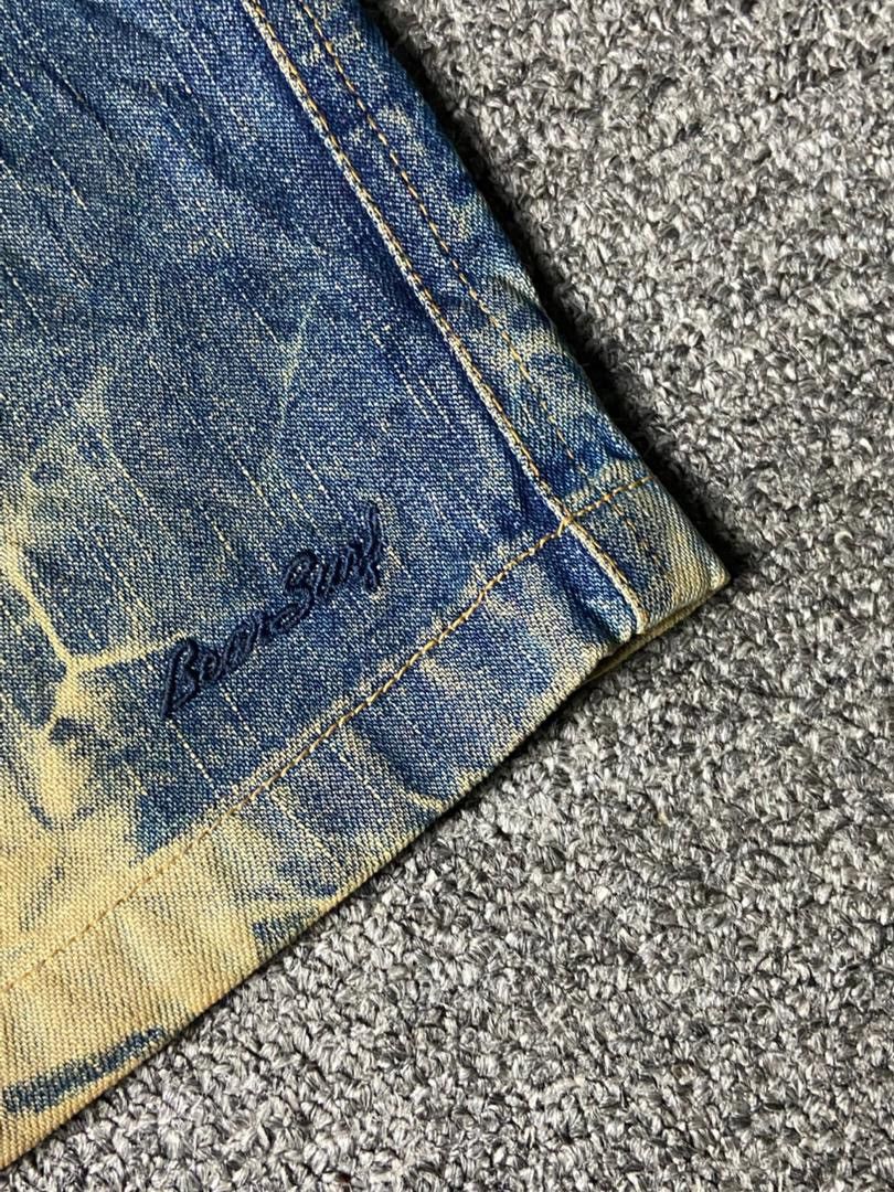 Japanese Brand Bear USA Brand Acid Wash Denim Shorts (156) Size US 33 - 11 Thumbnail
