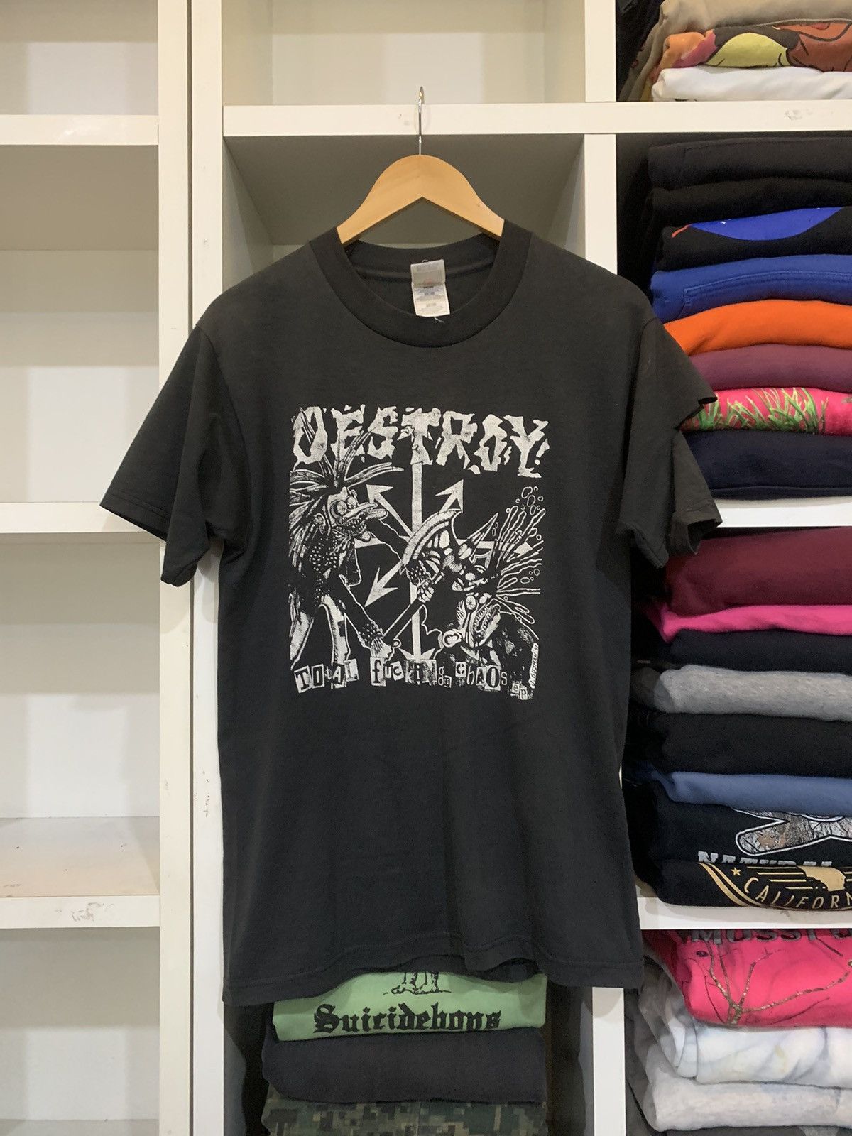Band Tees 🔥Vintage Destroy - Total Fucking Chaos Size US M / EU 48-50 / 2 - 1 Thumbnail
