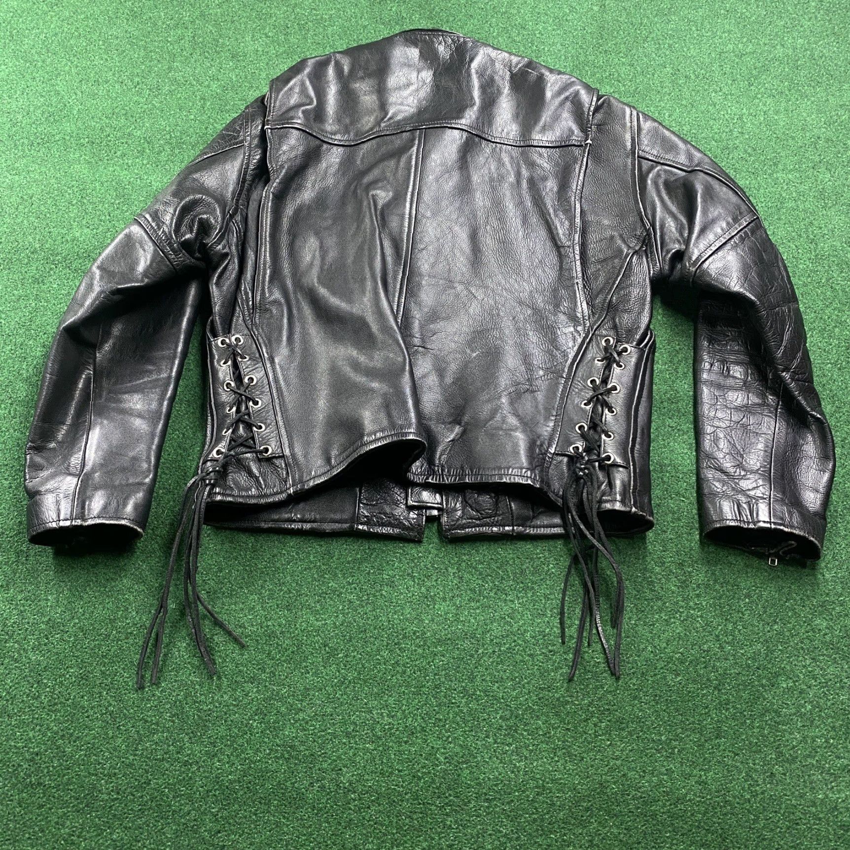 Vintage VINTAGE Leather Jacket Mens M Black 80S 90S Fringe Tassel Cafe Racer Coat Fashion Vintage Mens Leather Jacket M Black 80s 90s Fringe Cafe Racer Coat Size US M / EU 48-50 / 2 - 3 Thumbnail