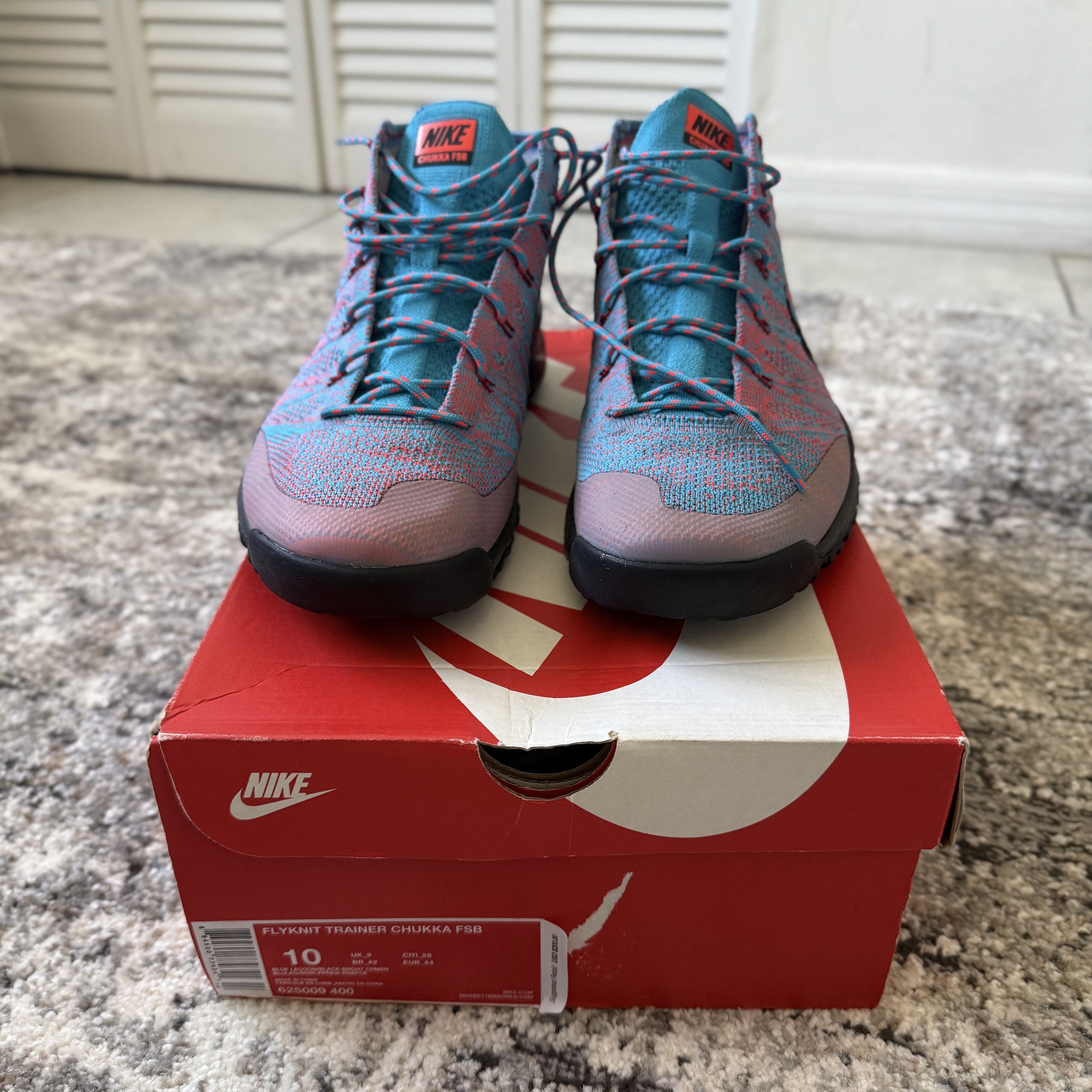 Nike Flyknit Trainer Chukka SFB Size US 10 / EU 43 - 5 Thumbnail