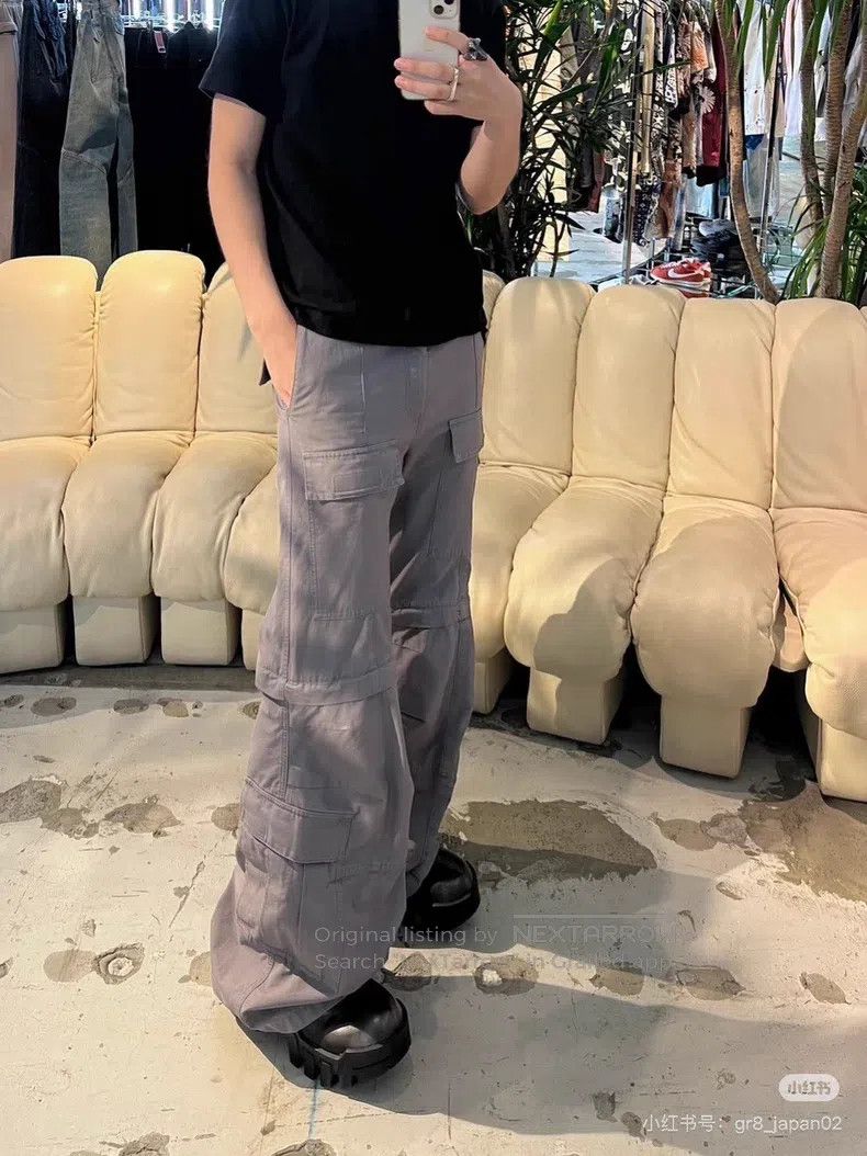 Balenciaga Balenciaga size XS Grey bell bottom cargo work pants Size US 27 - 5 Thumbnail