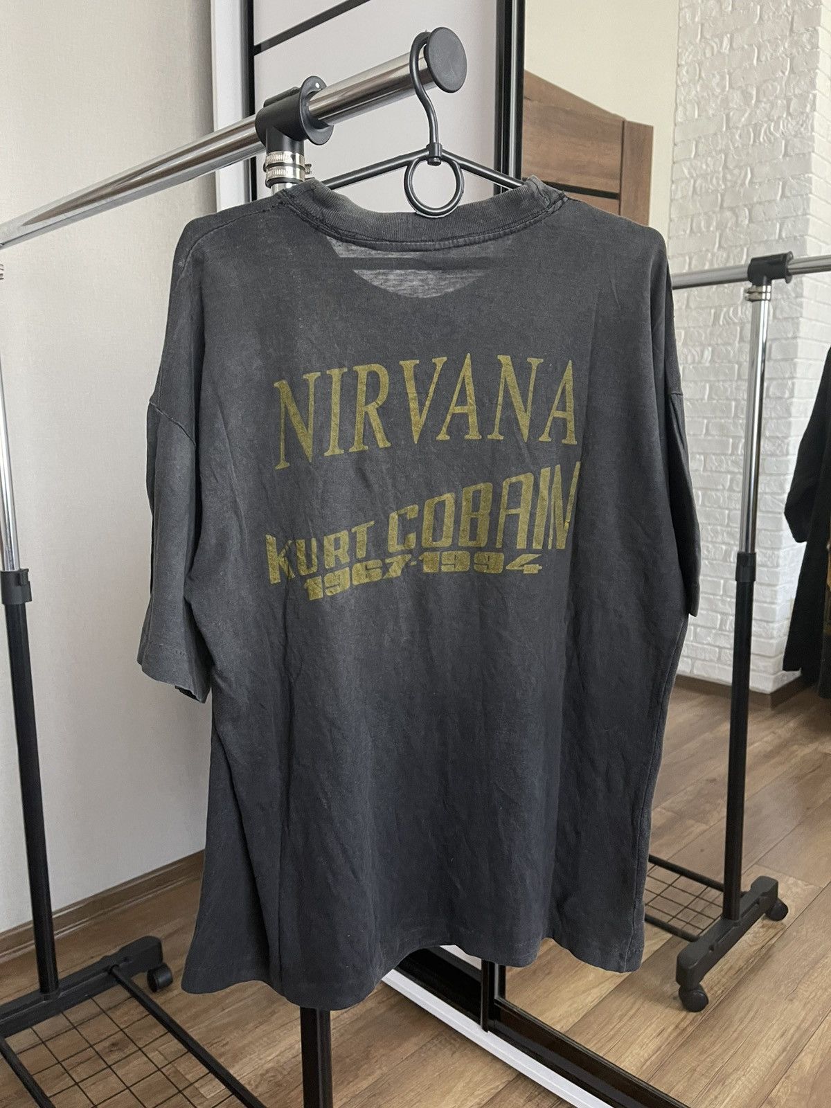 Nirvana Nirvana Kurt Cobain Vintage Rock Band T-Shirt Tee 90s Size US L / EU 52-54 / 3 - 7 Thumbnail