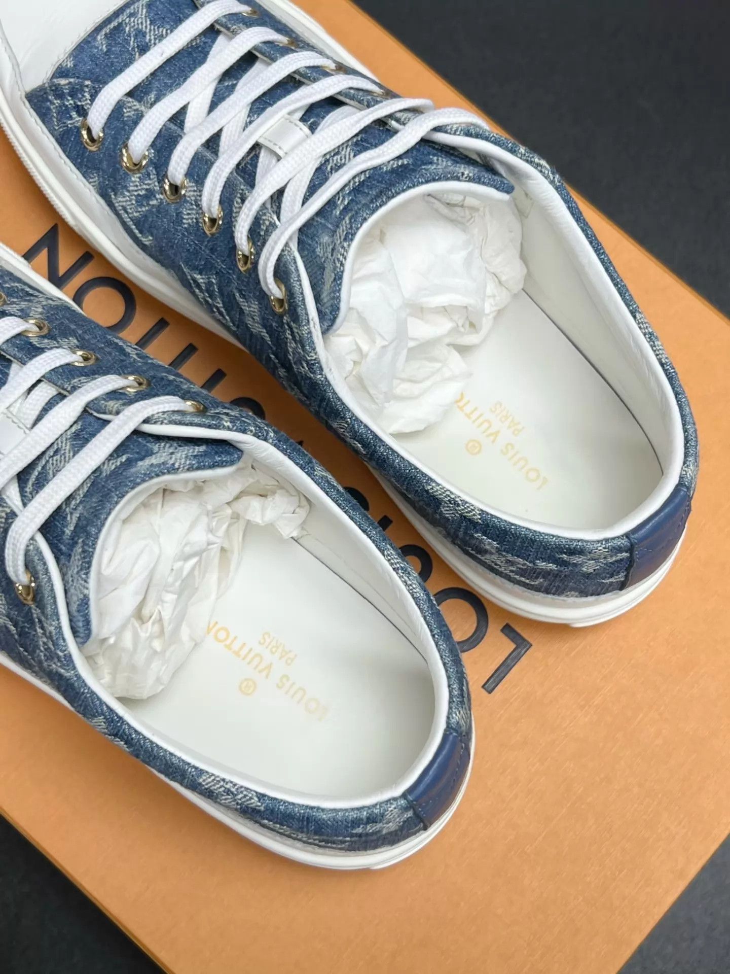 Louis Vuitton LV Stellar Denim Blue Low-Top Sneakers 39 Size US 8 / IT 38 - 4 Thumbnail